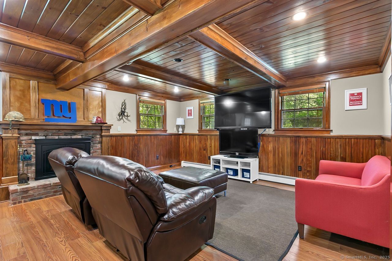 20 Aspen Mill Road
