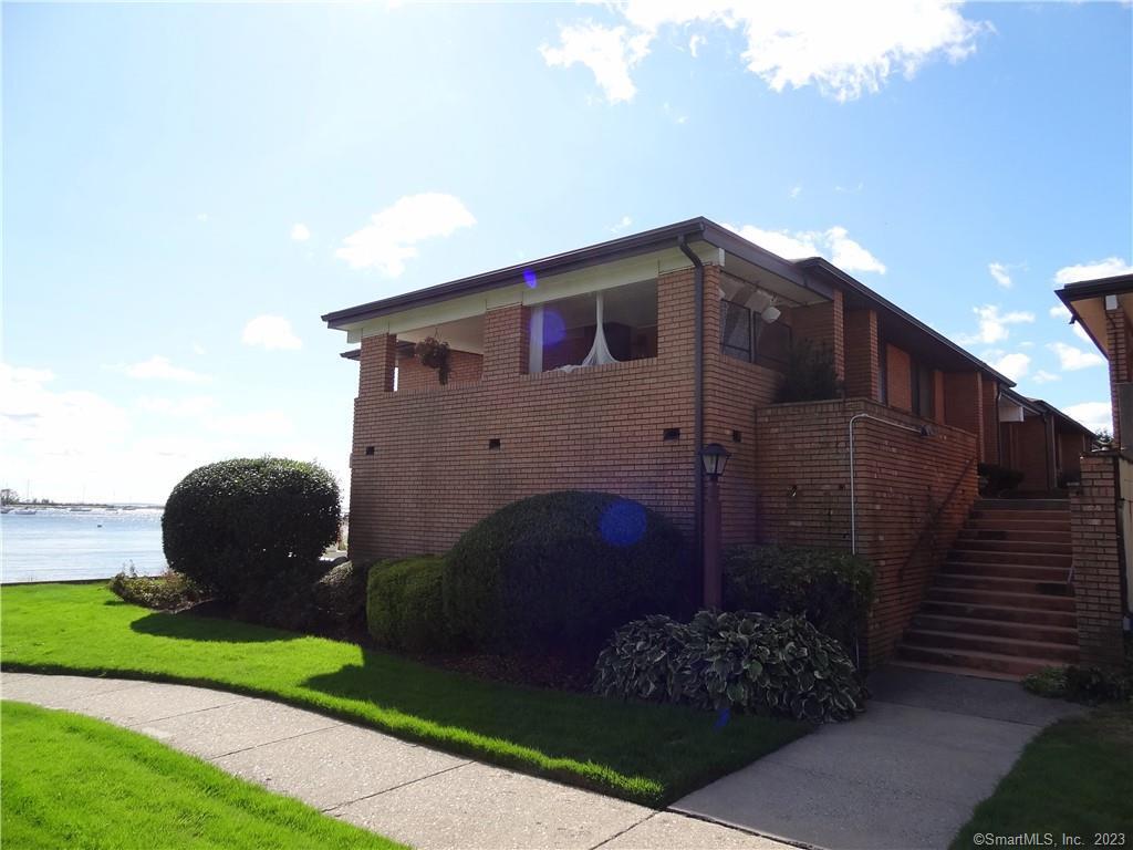 350 Grovers Avenue 11A