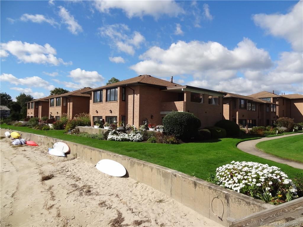 350 Grovers Avenue 11A