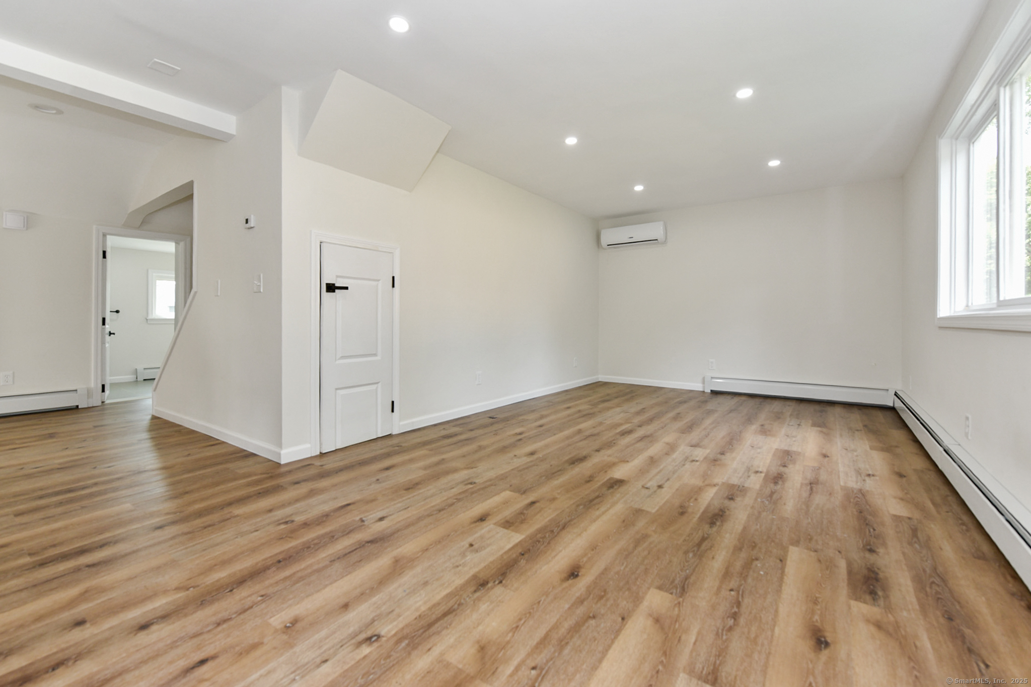 114 Castle Avenue
