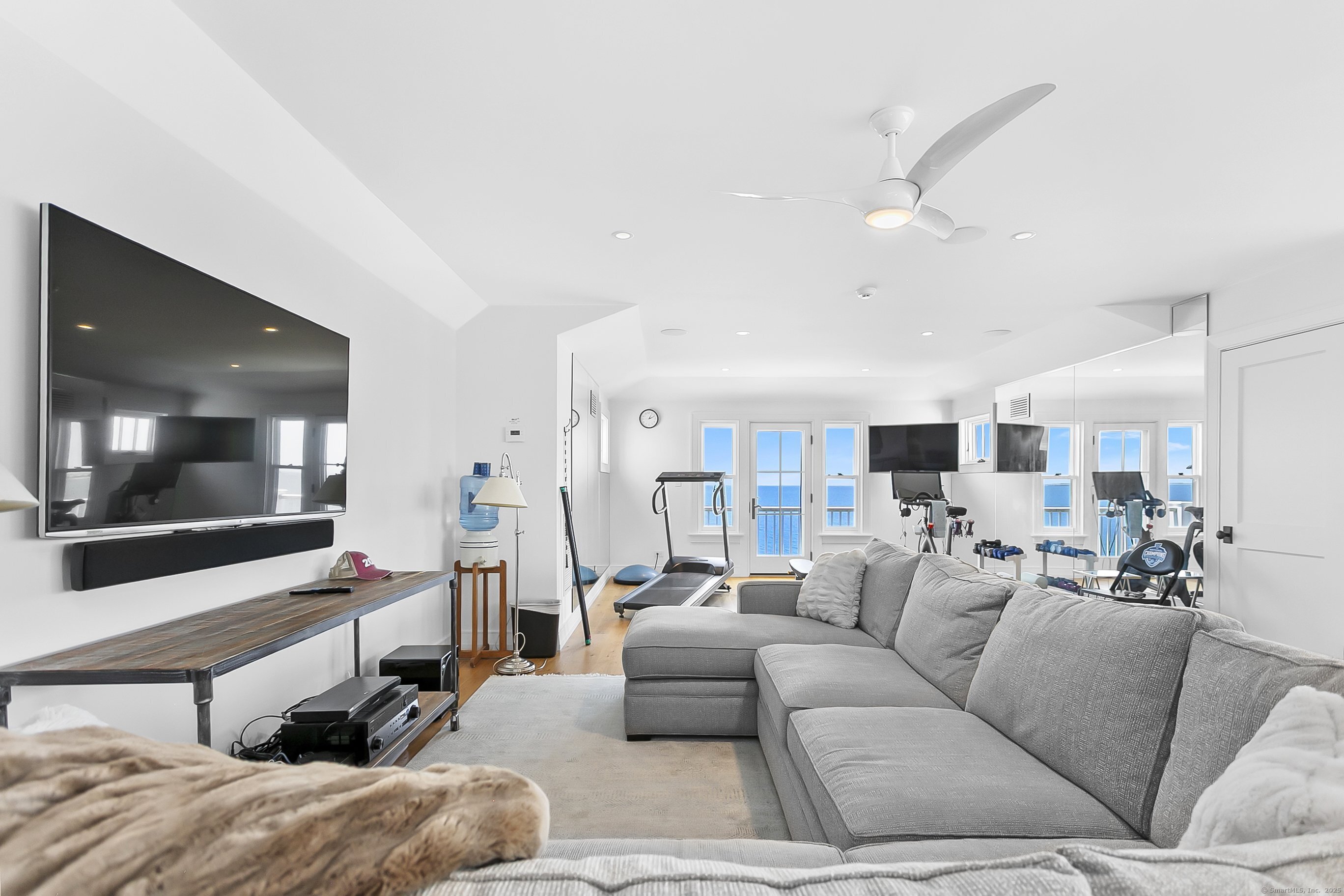 195 Fairfield Beach Road