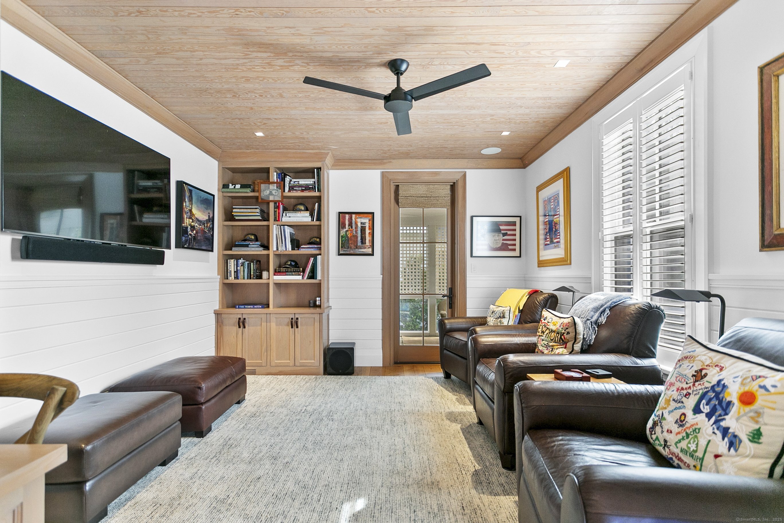 195 Fairfield Beach Road