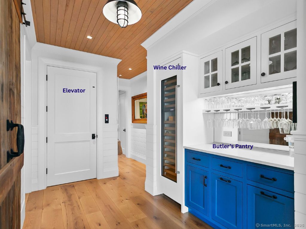 195 Fairfield Beach Road