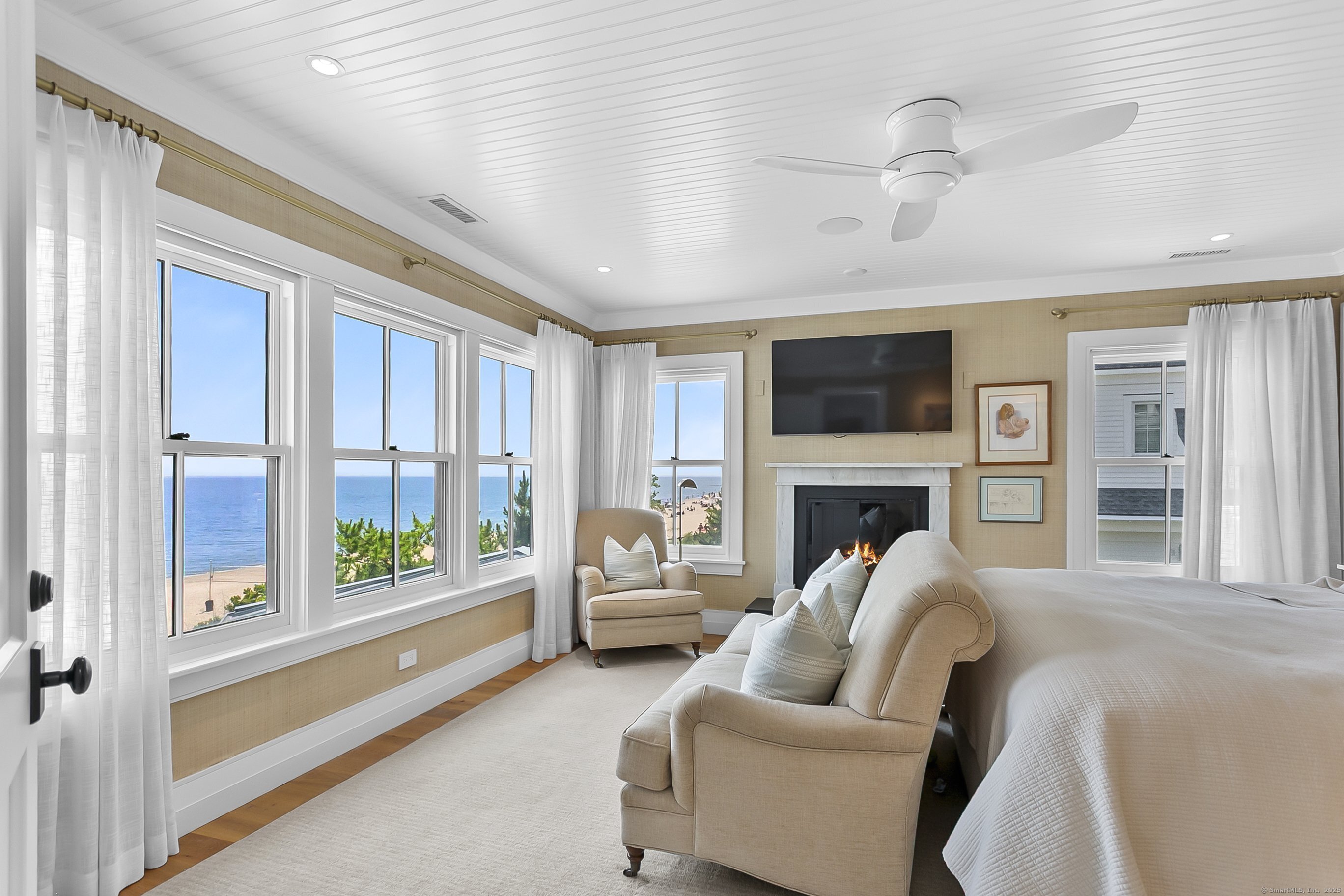 195 Fairfield Beach Road