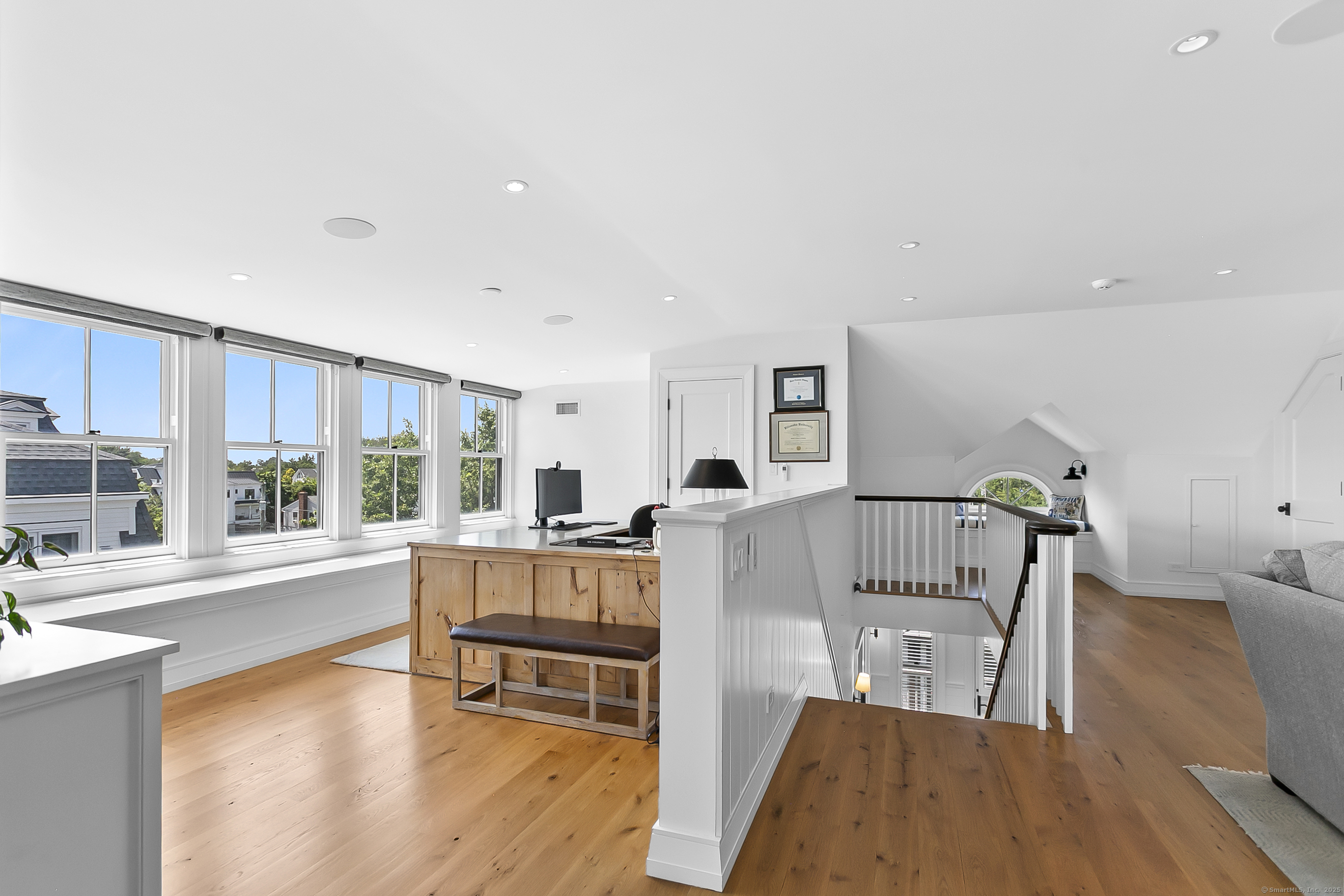 195 Fairfield Beach Road