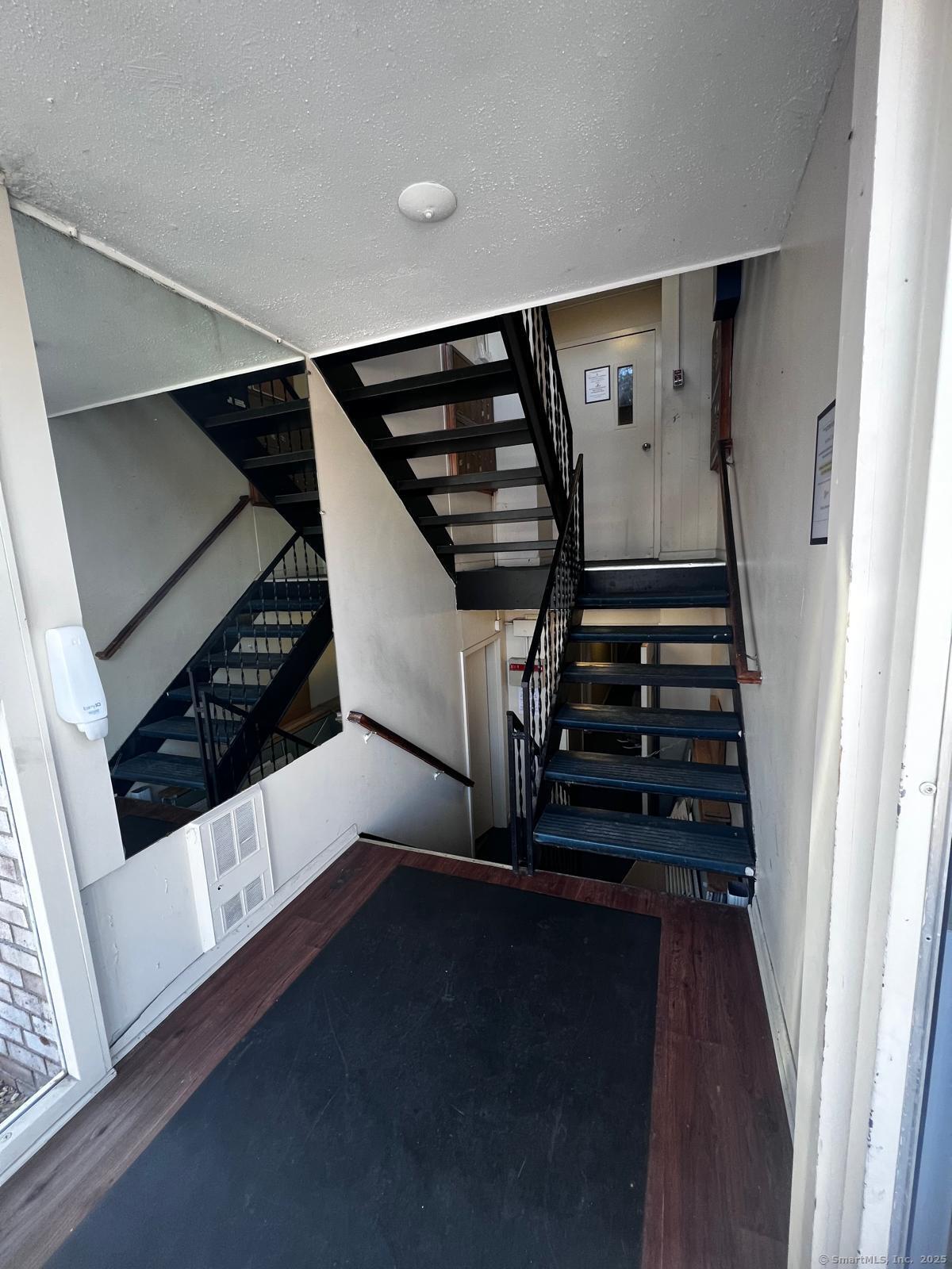 1428 North Avenue C1