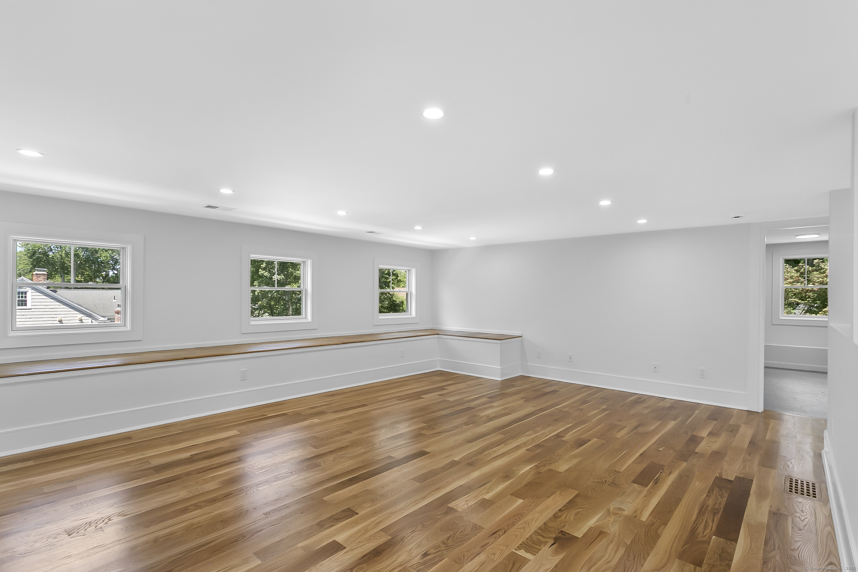 68 Figlar Avenue