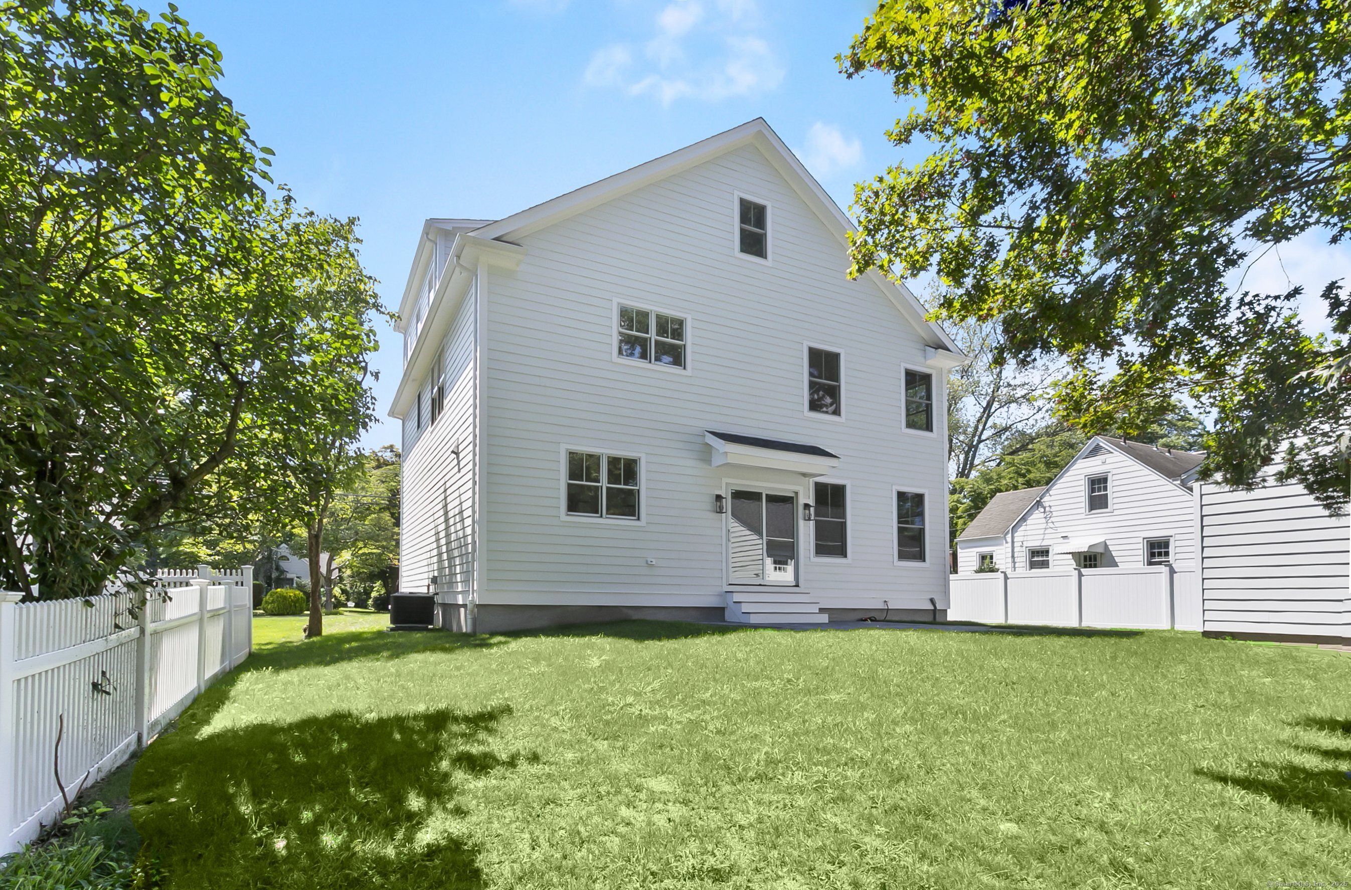 68 Figlar Avenue