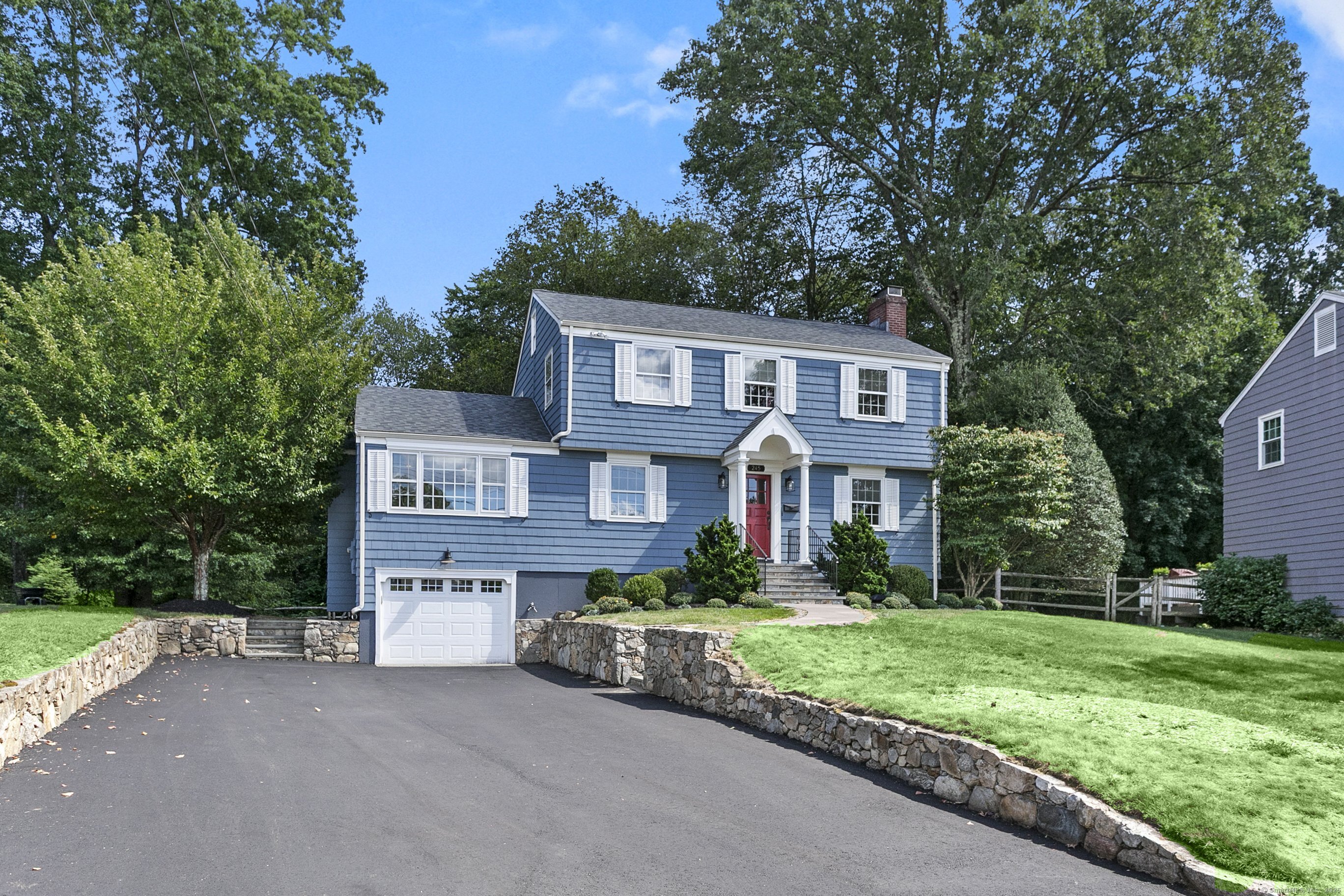 245 Taunton Road