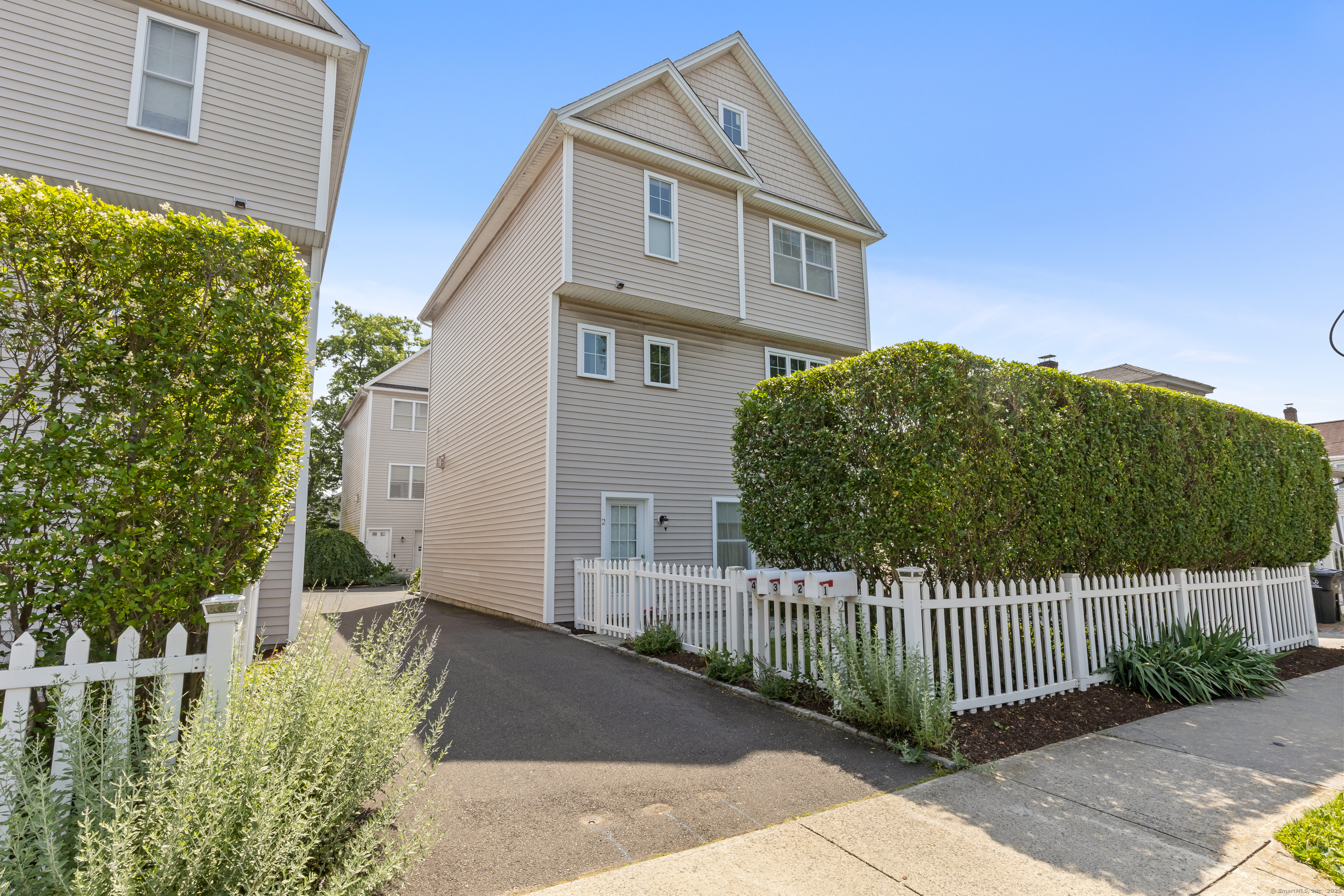 214 Seaside Avenue