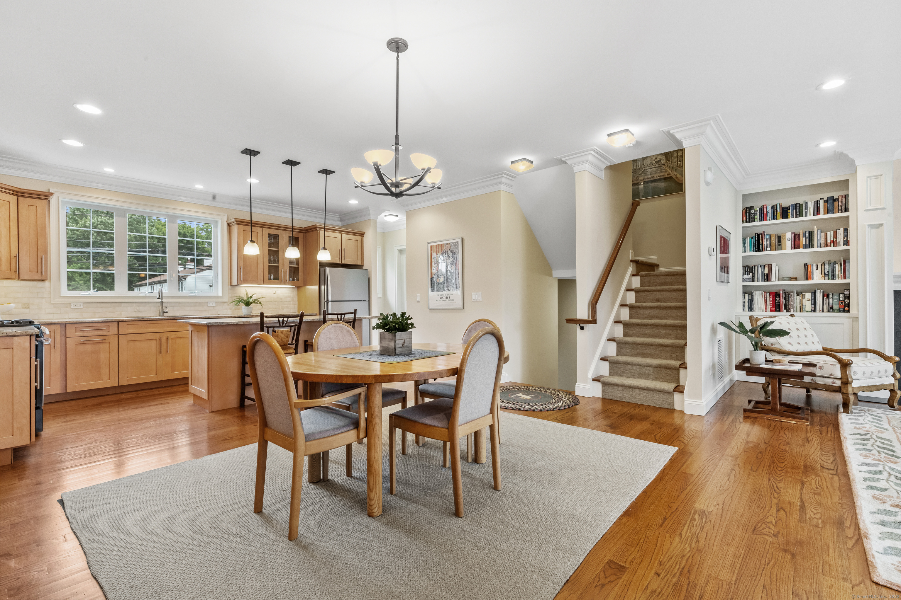 214 Seaside Avenue