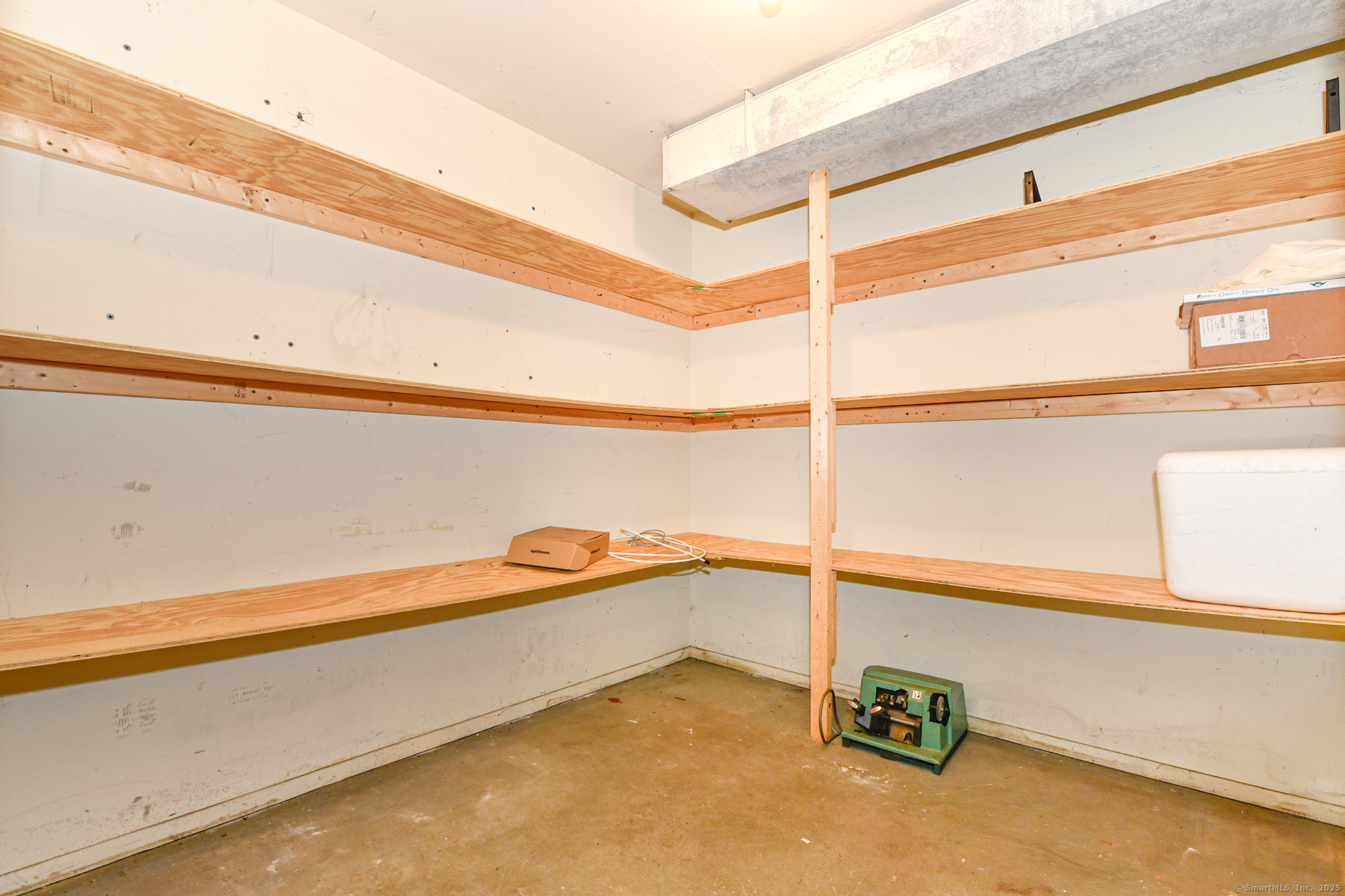 245 Glendale Avenue D8