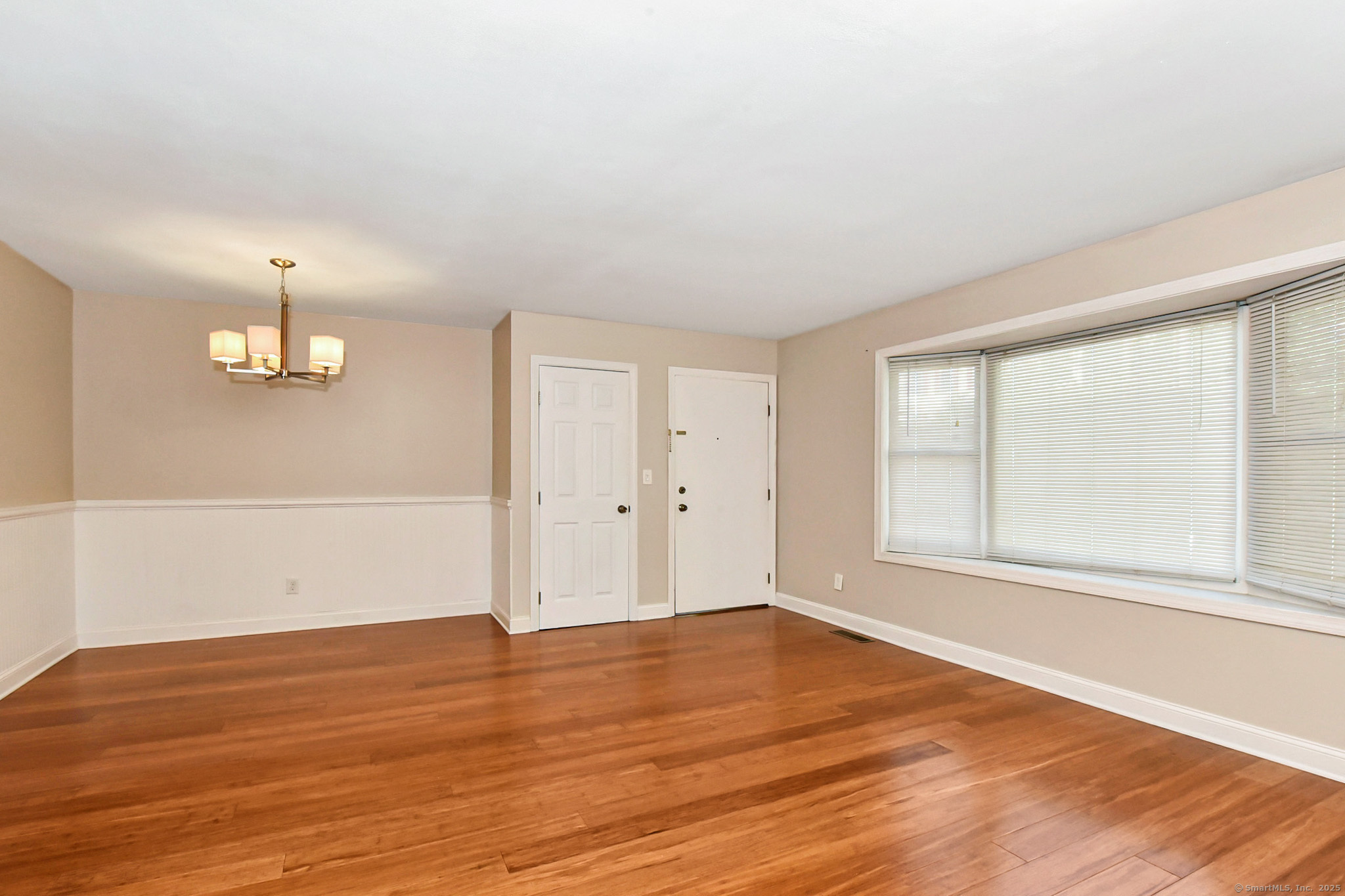 245 Glendale Avenue D8