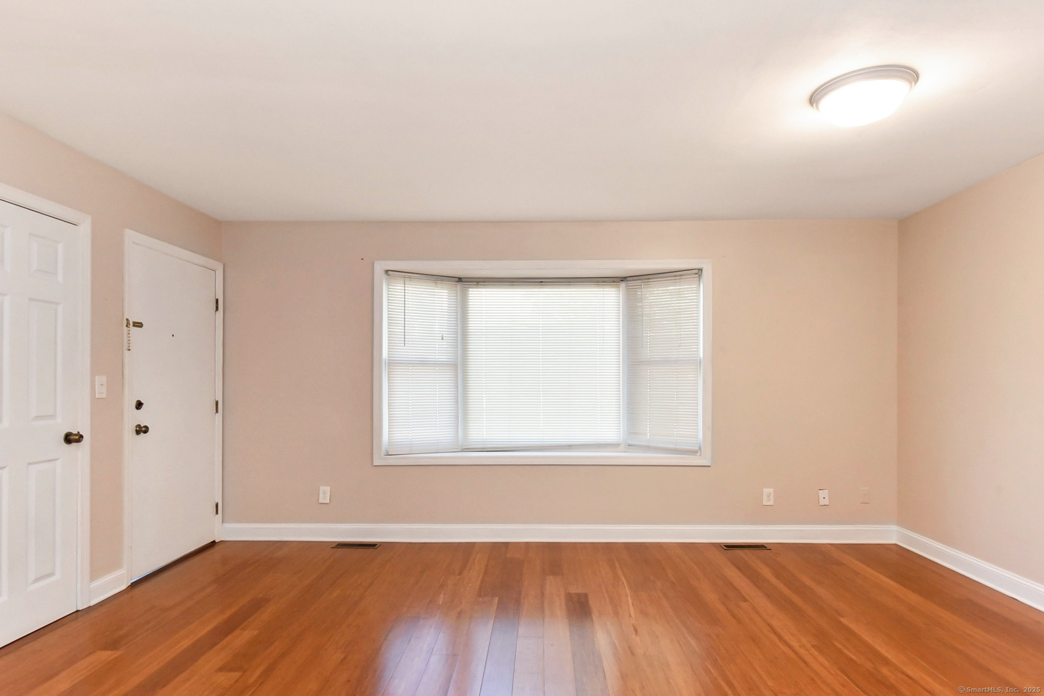 245 Glendale Avenue D8