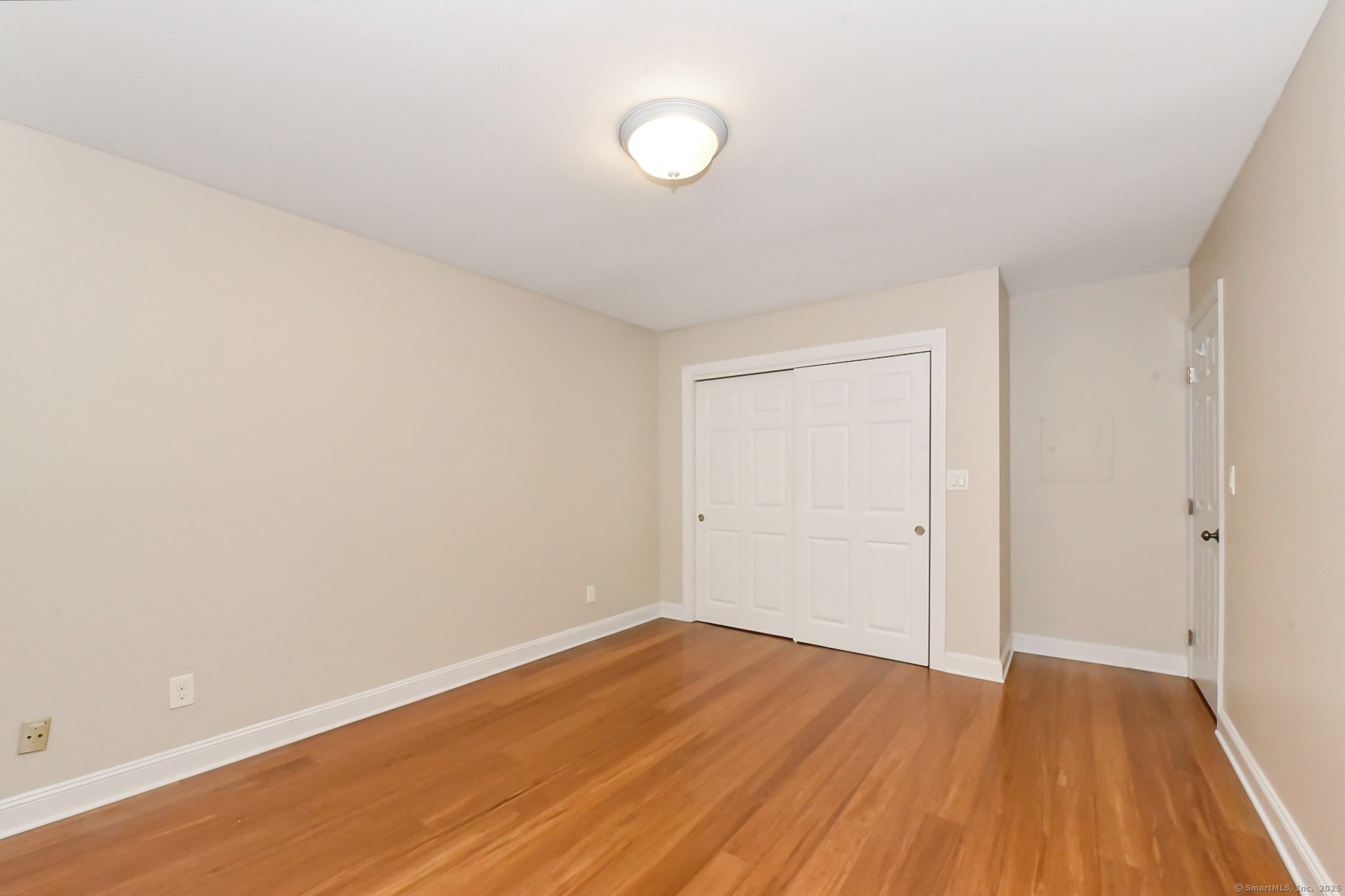 245 Glendale Avenue D8