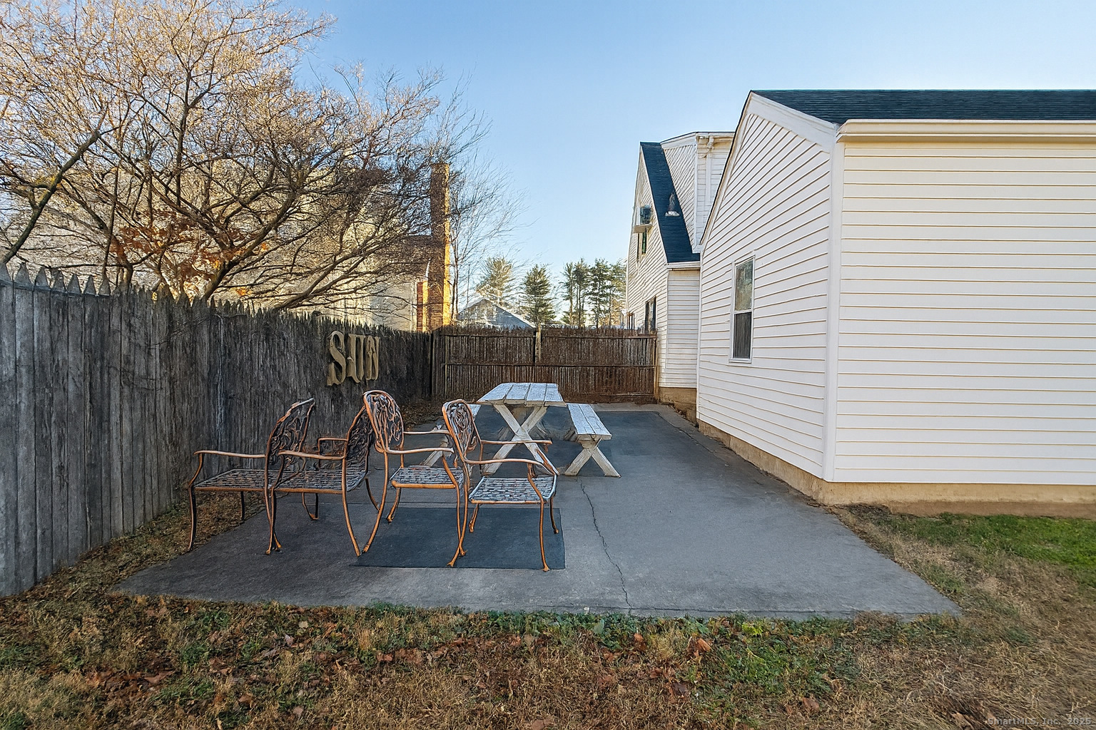 118 Maple Avenue