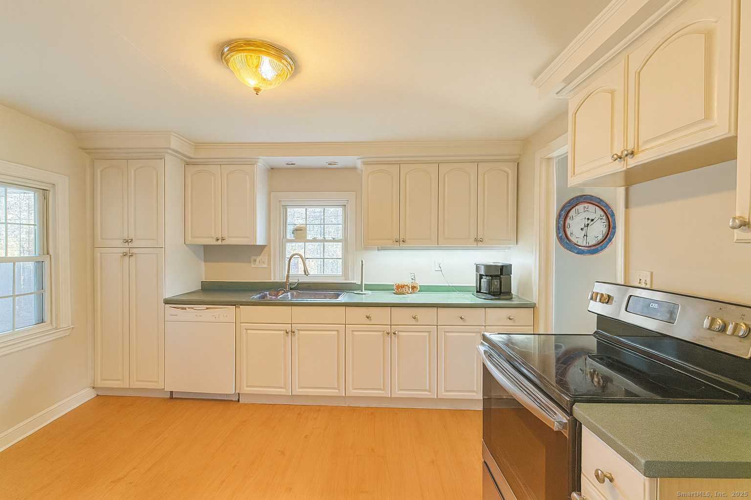 118 Maple Avenue