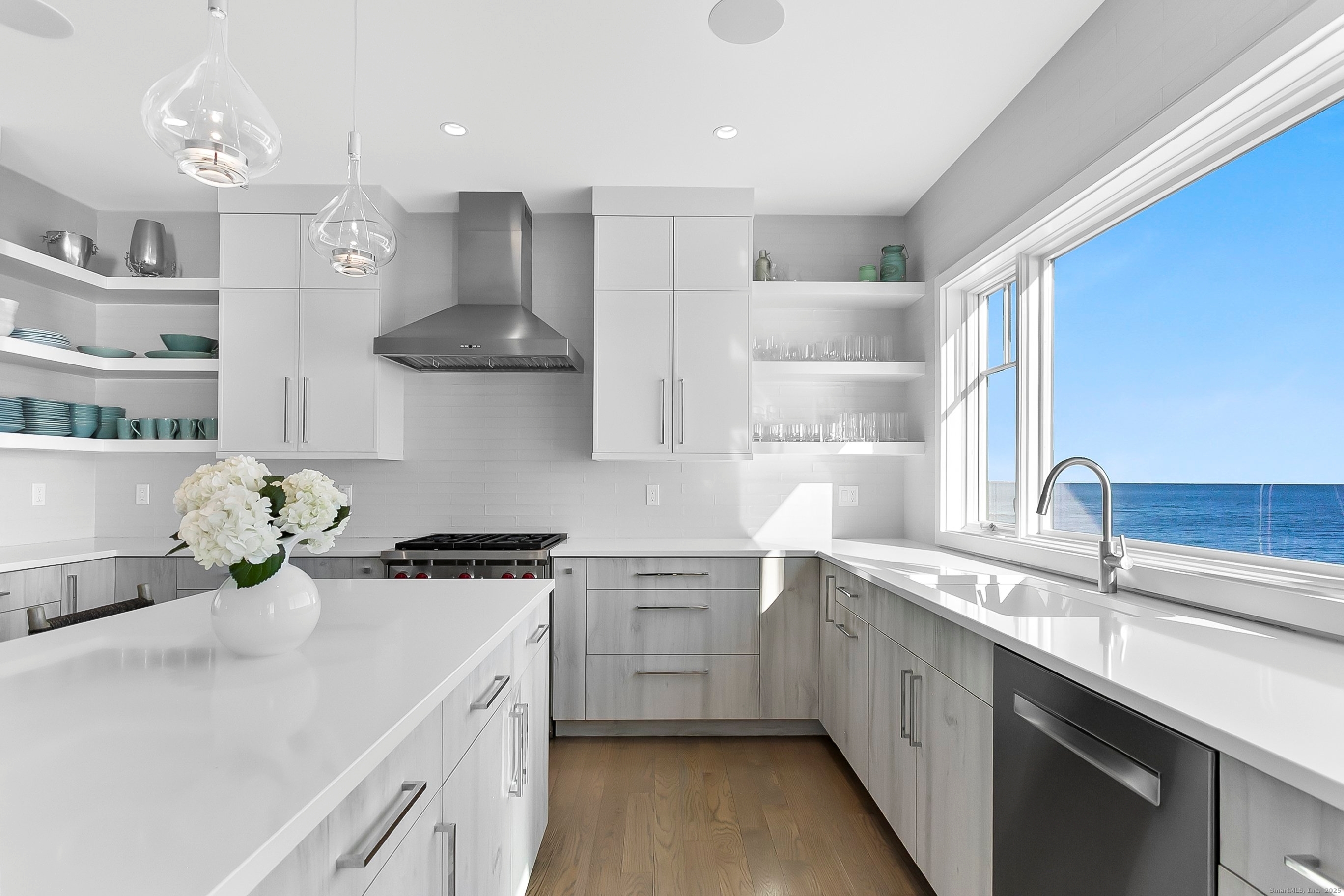 2101 Fairfield Beach Road