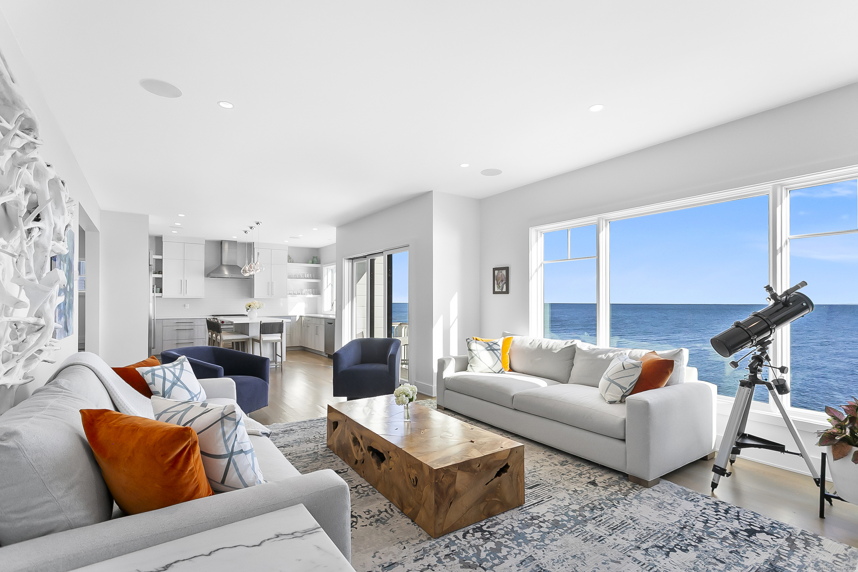 2101 Fairfield Beach Road