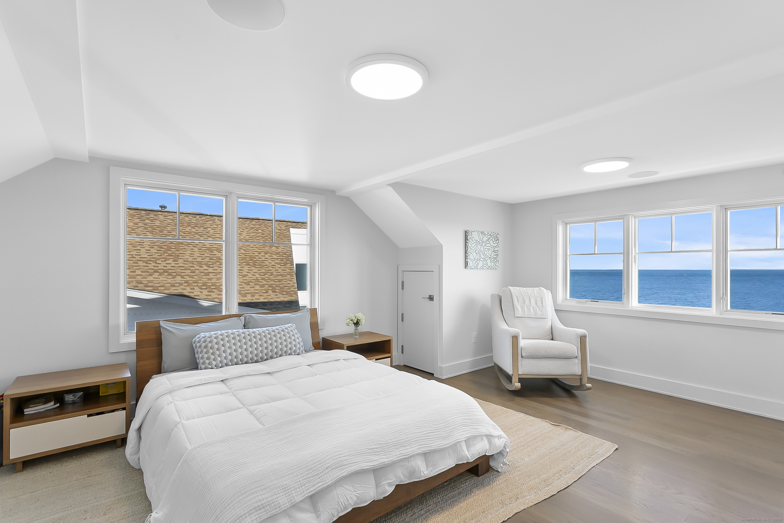 2101 Fairfield Beach Road