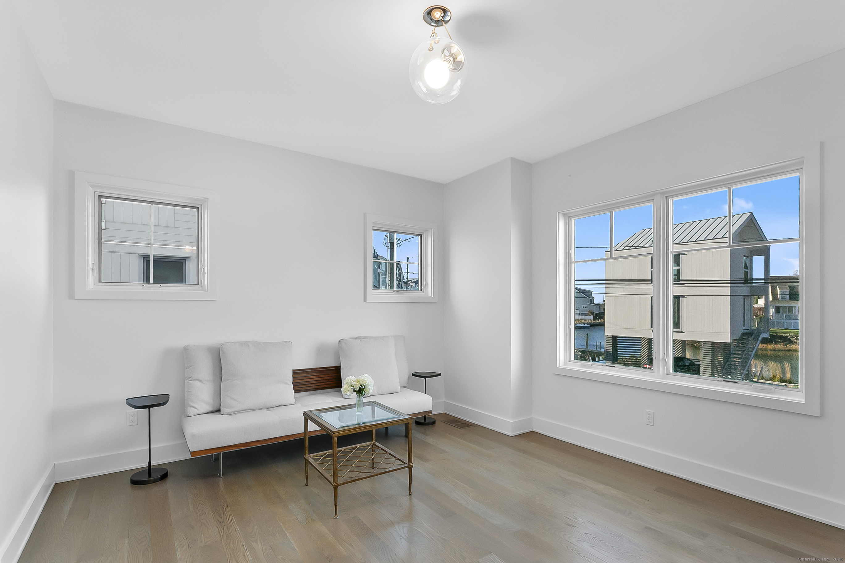 2101 Fairfield Beach Road