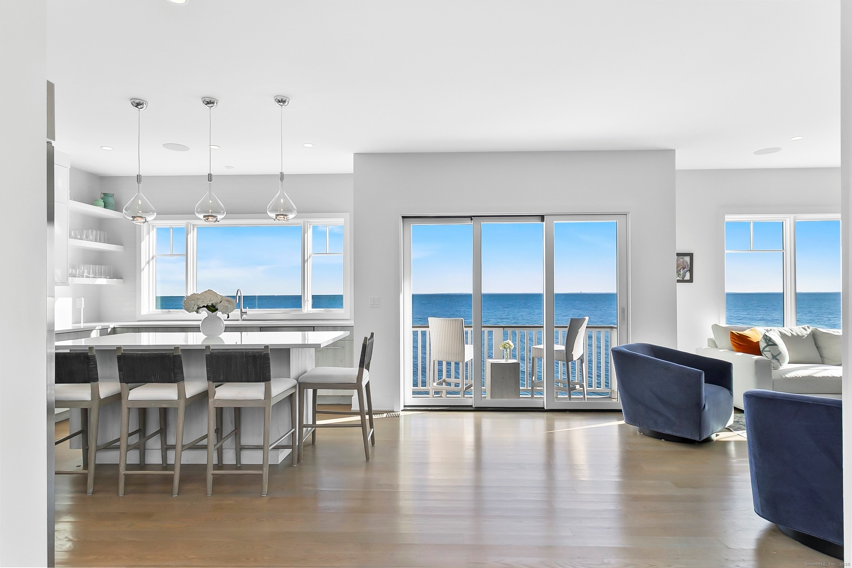 2101 Fairfield Beach Road