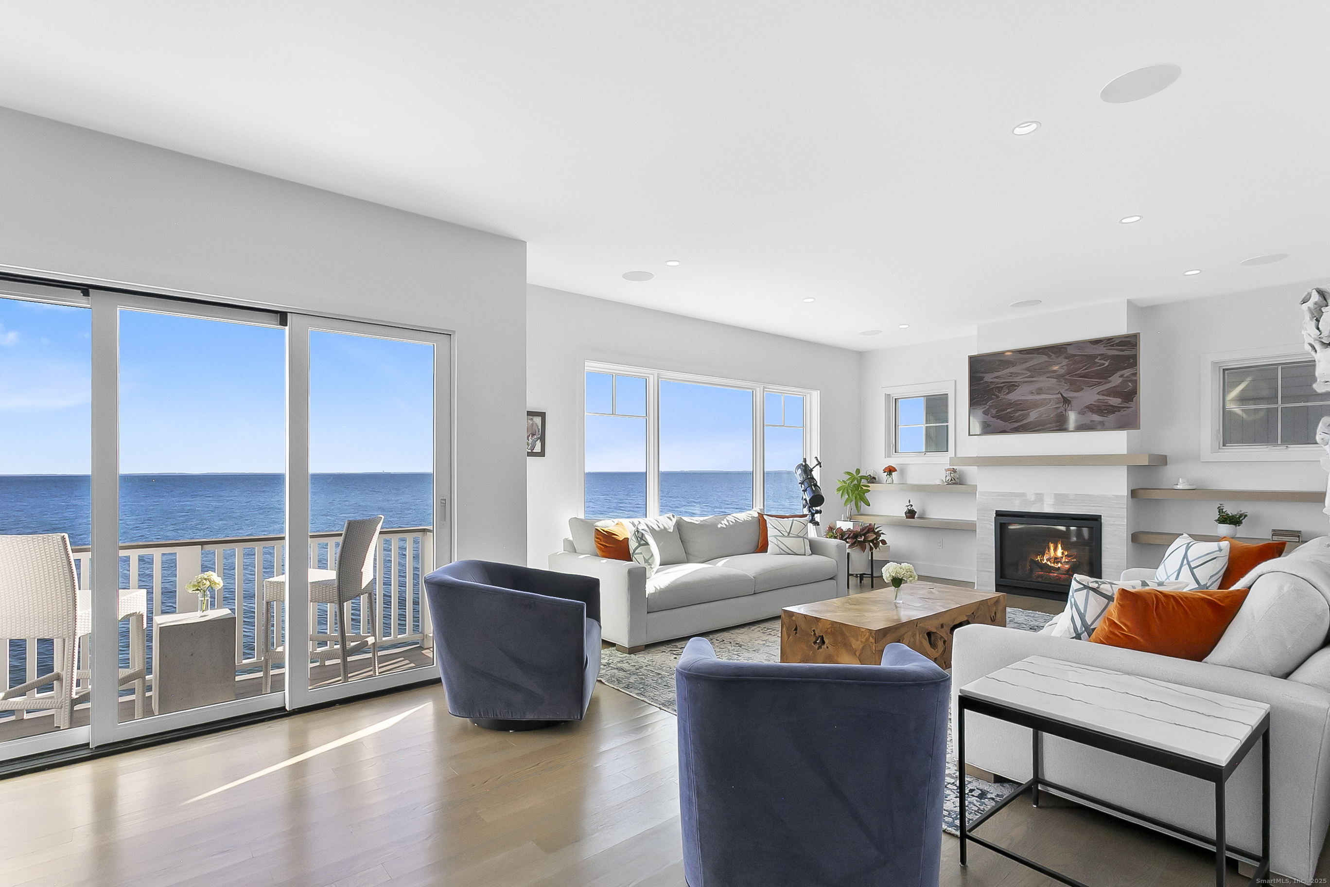 2101 Fairfield Beach Road