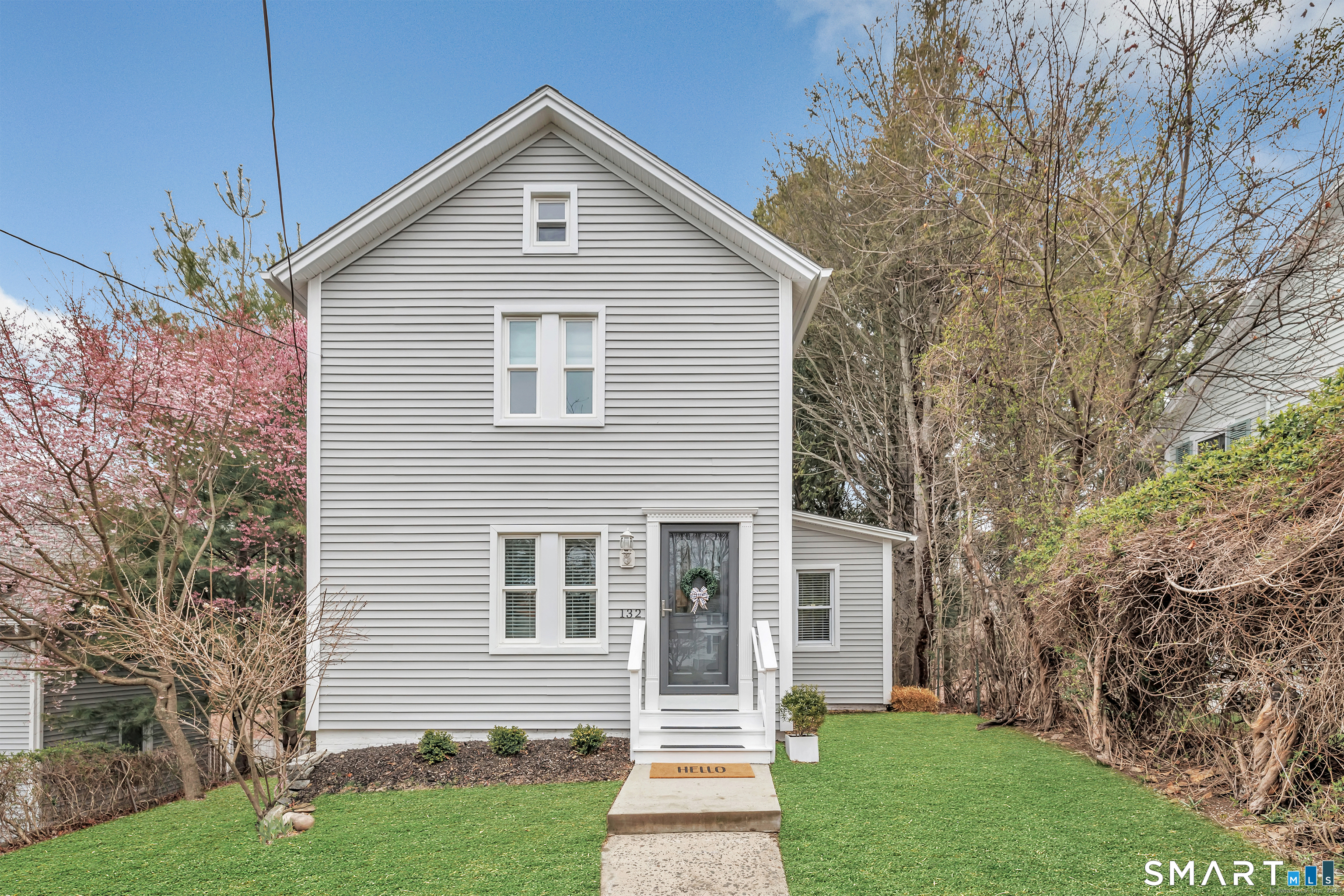 132 Pequot Avenue