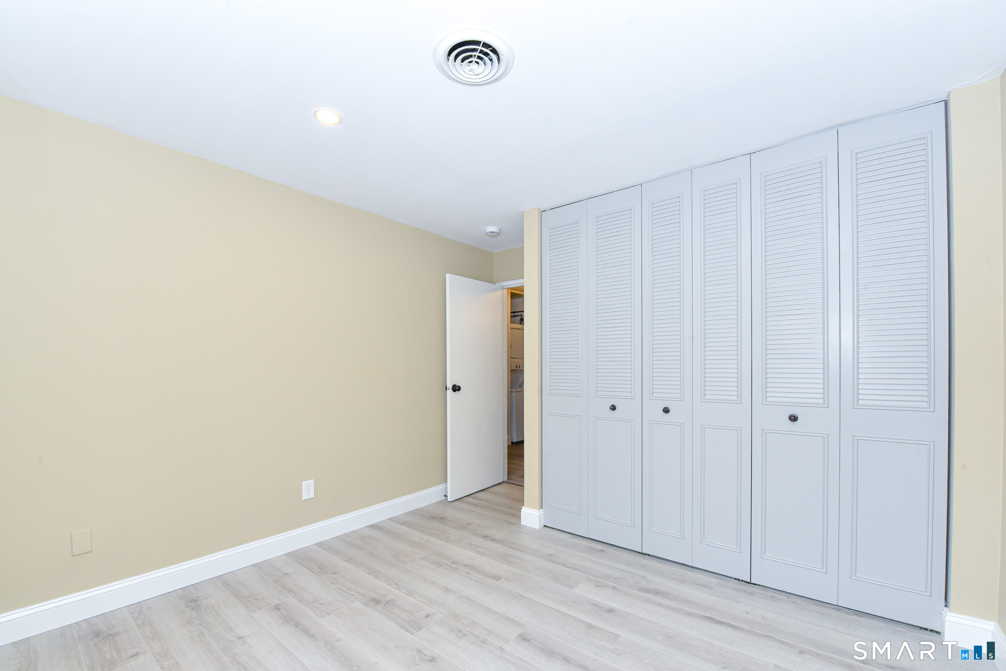 28 Mill Hill Road 28