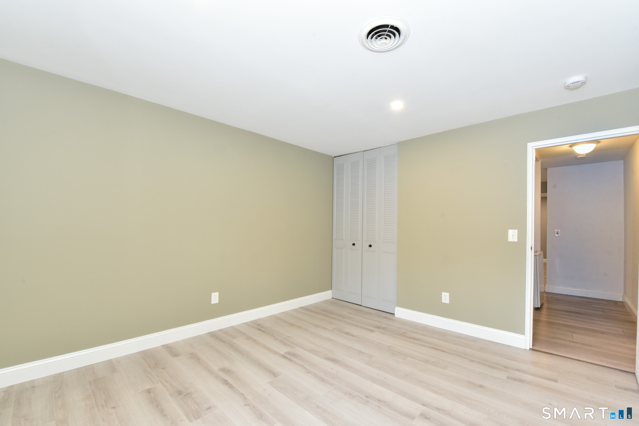 28 Mill Hill Road 28