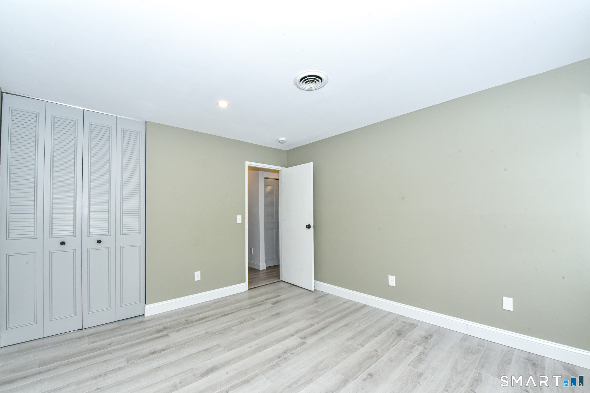 28 Mill Hill Road 28