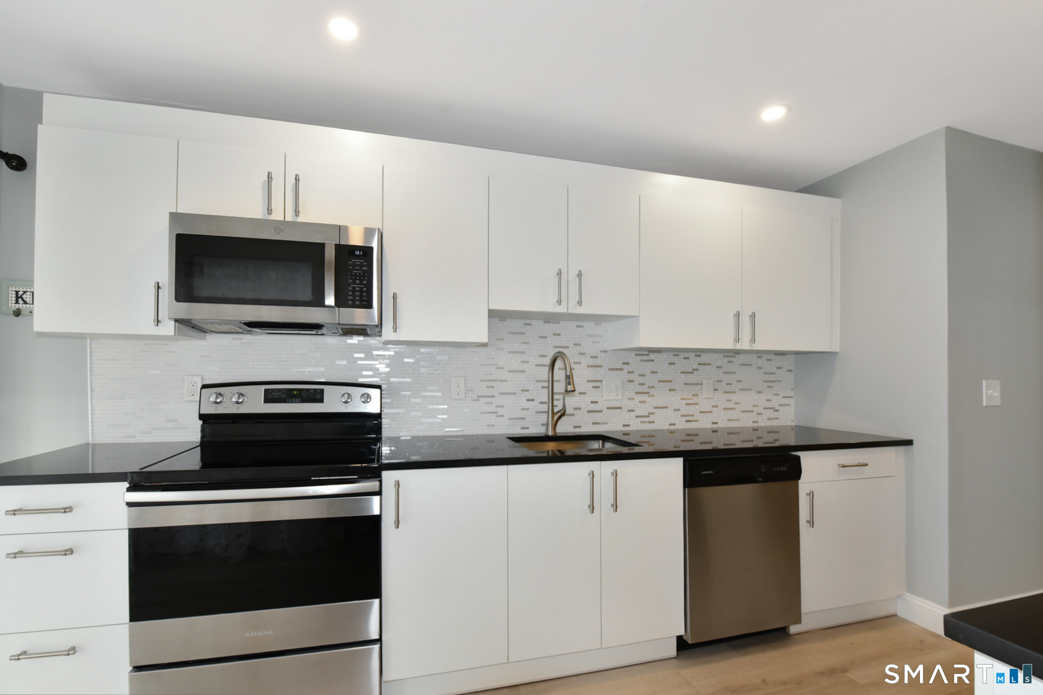 28 Mill Hill Road 28