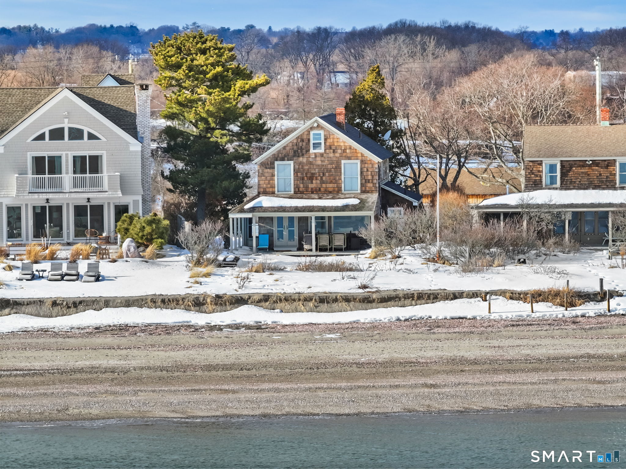 1417 Fairfield Beach Road