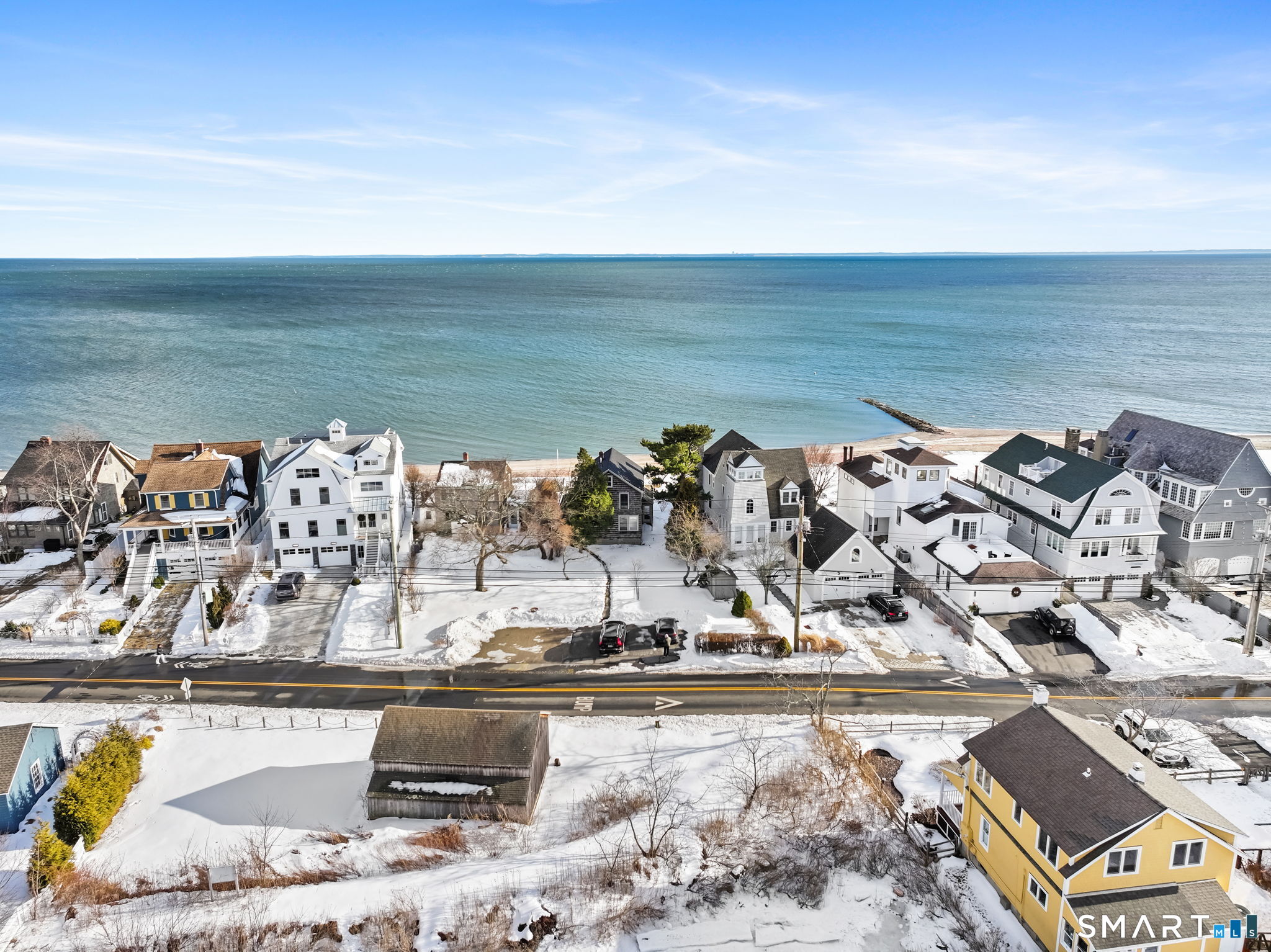 1417 Fairfield Beach Road