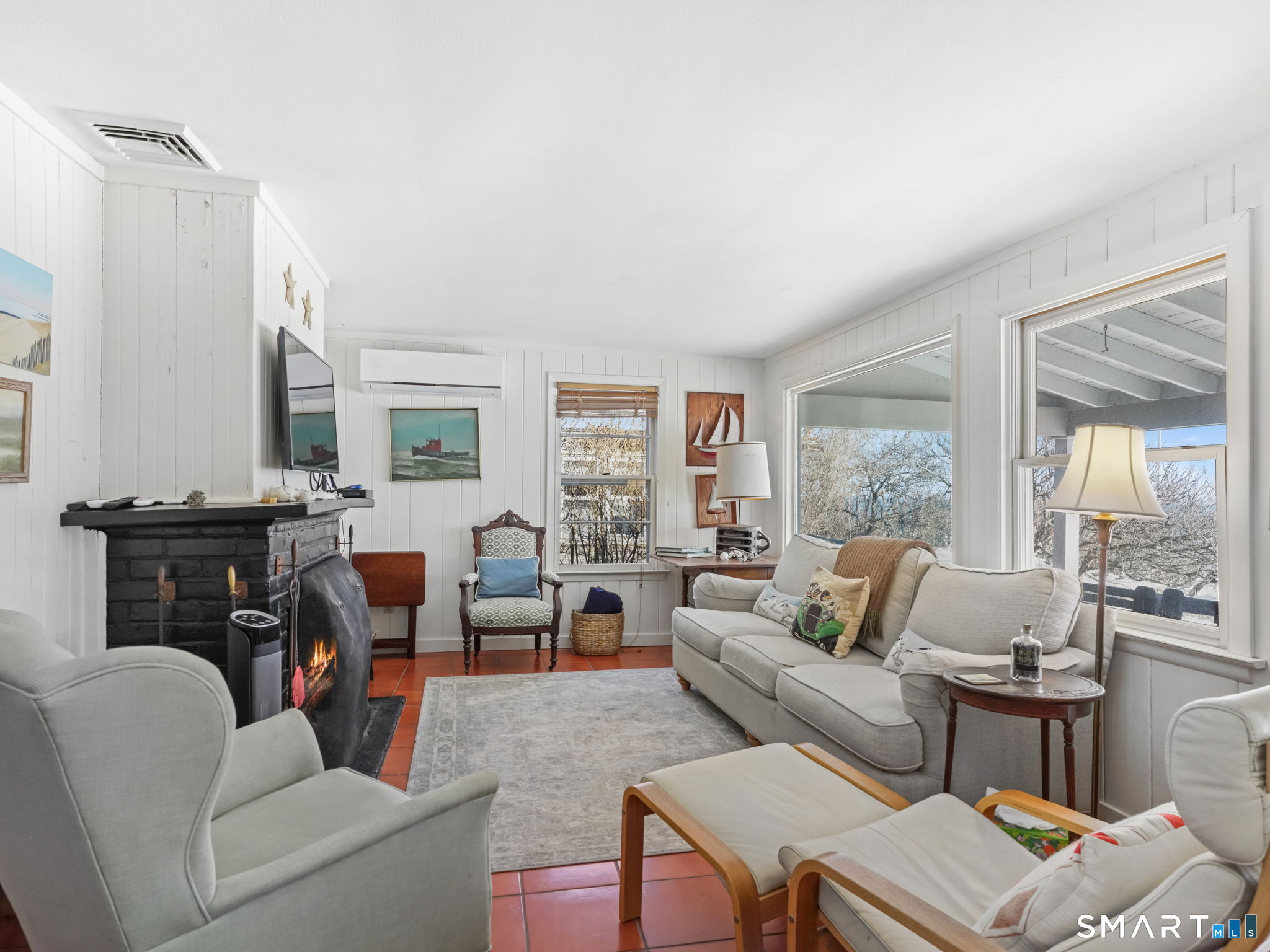 1417 Fairfield Beach Road
