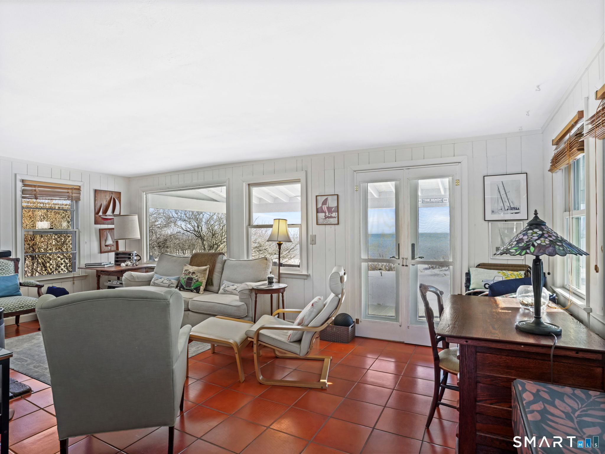 1417 Fairfield Beach Road