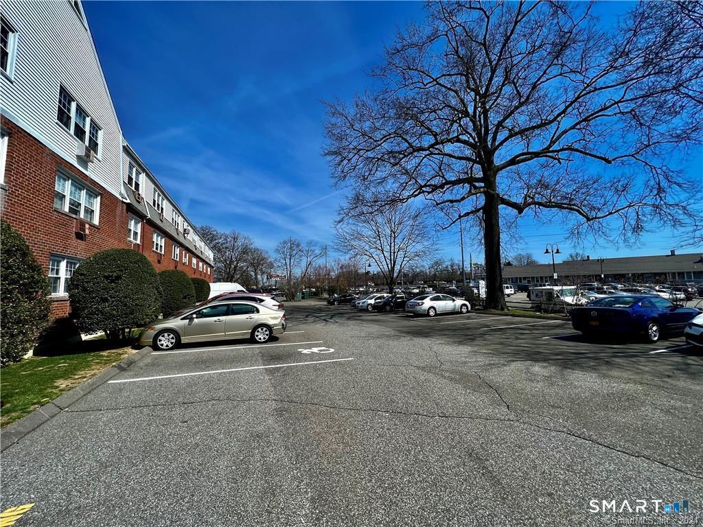 2580 Main Street A2