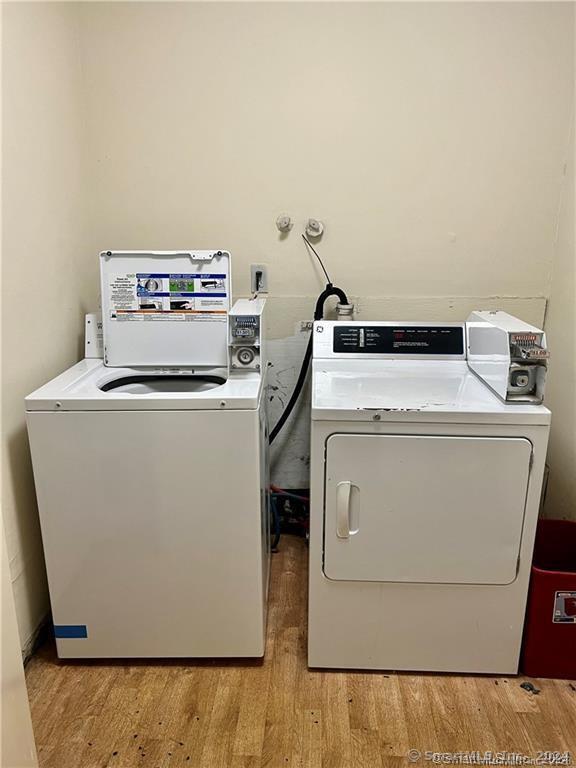 1428 North Avenue B5