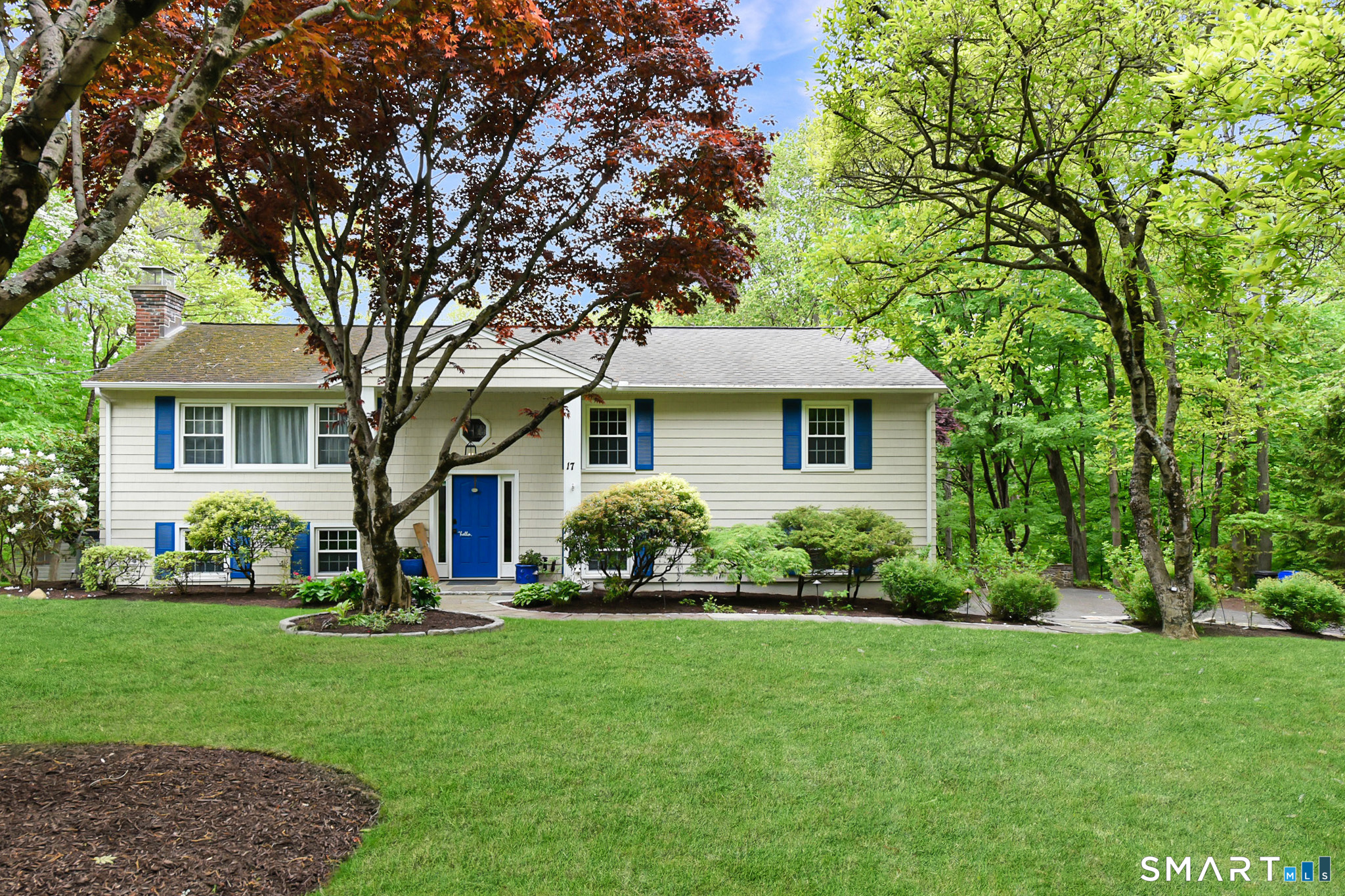 17 Grey Hollow Road