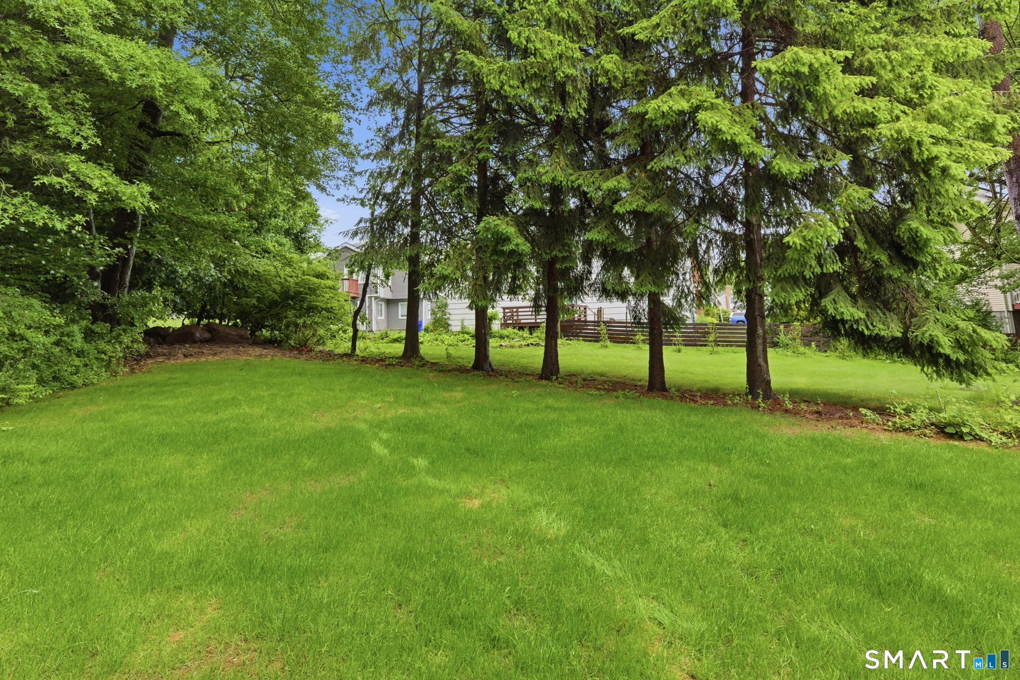 27 Suzanne Circle