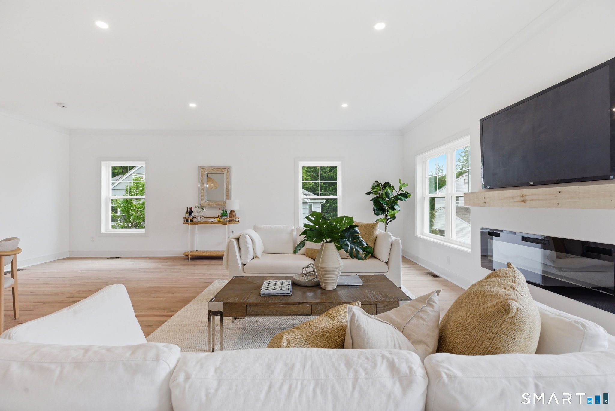27 Suzanne Circle