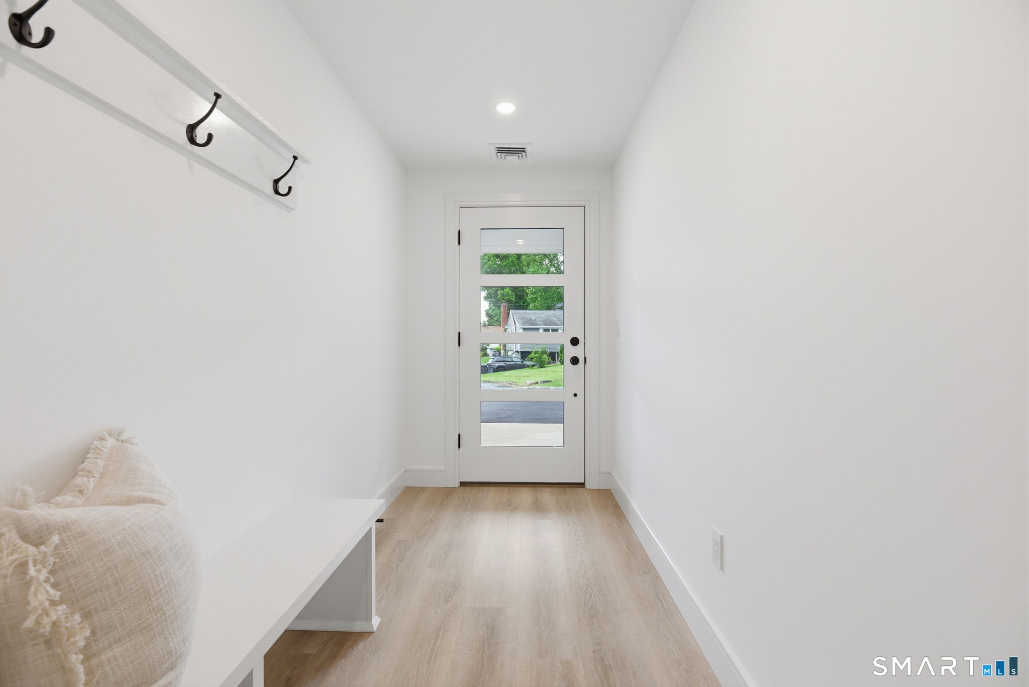 27 Suzanne Circle