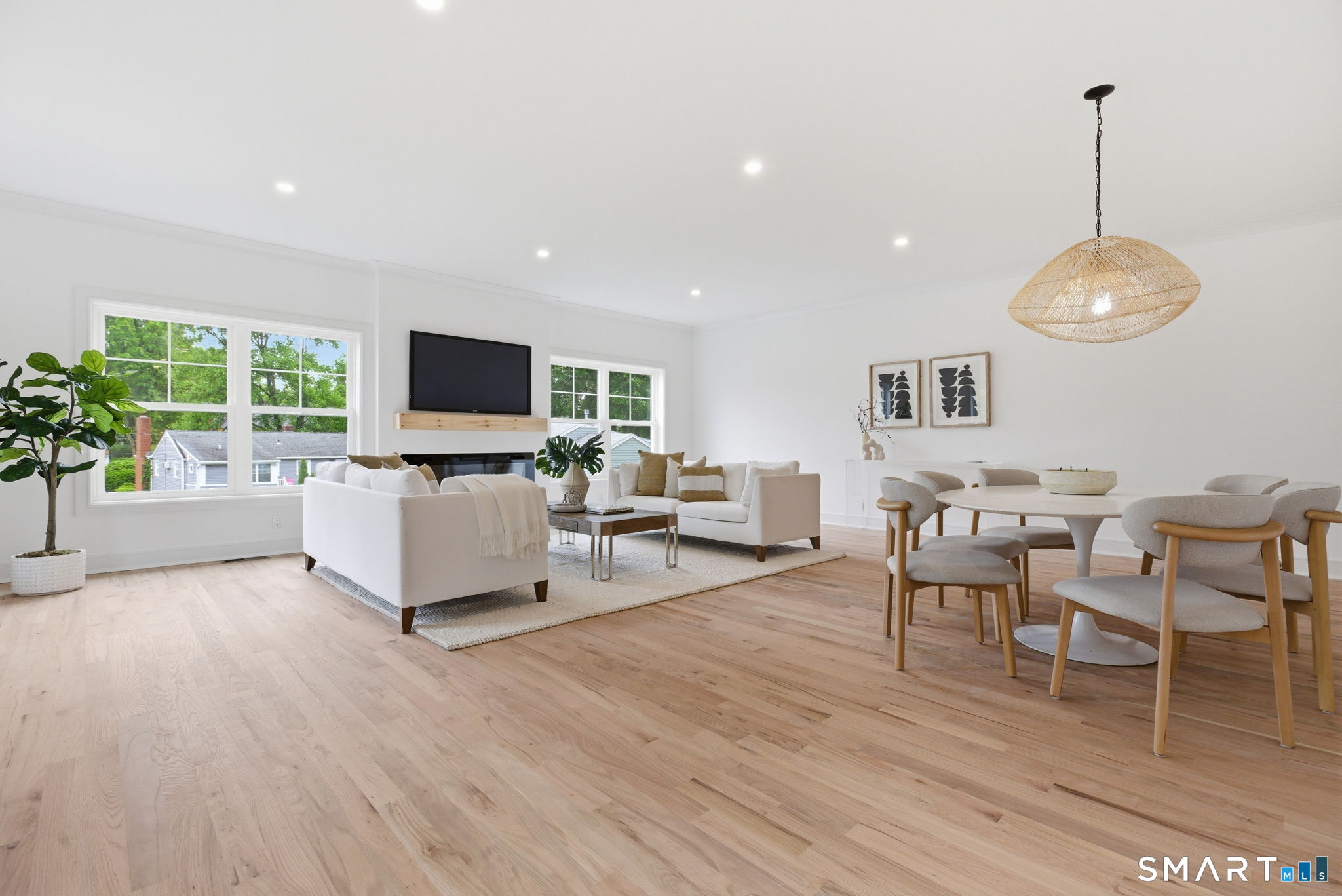 27 Suzanne Circle