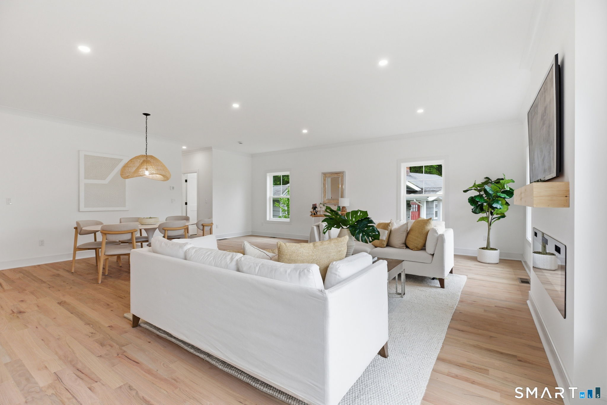 27 Suzanne Circle
