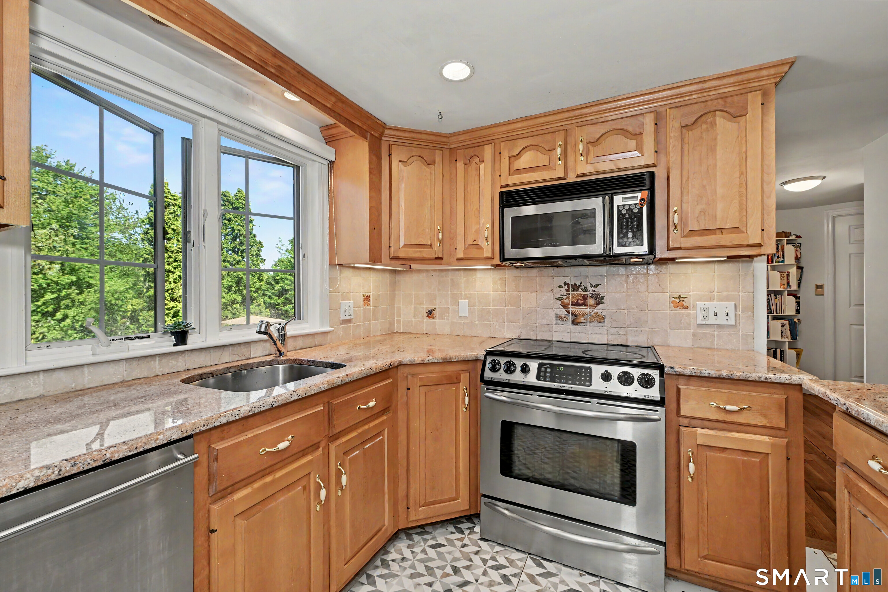 59 Creeping Hemlock Drive