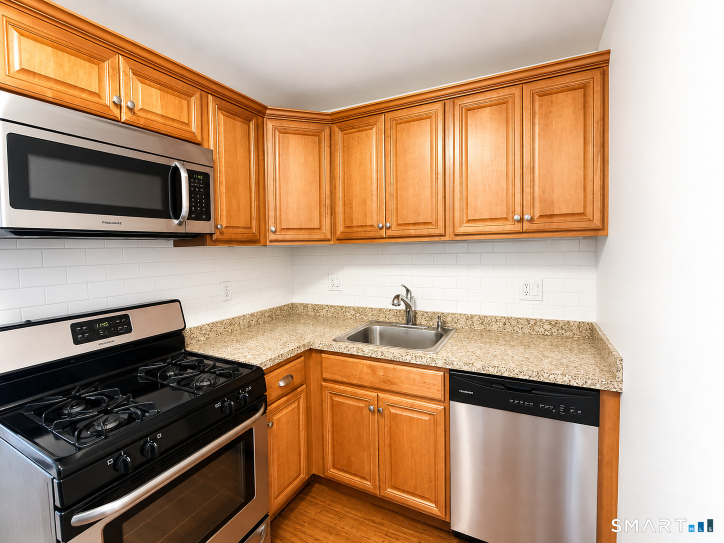 1168 Main Street B5