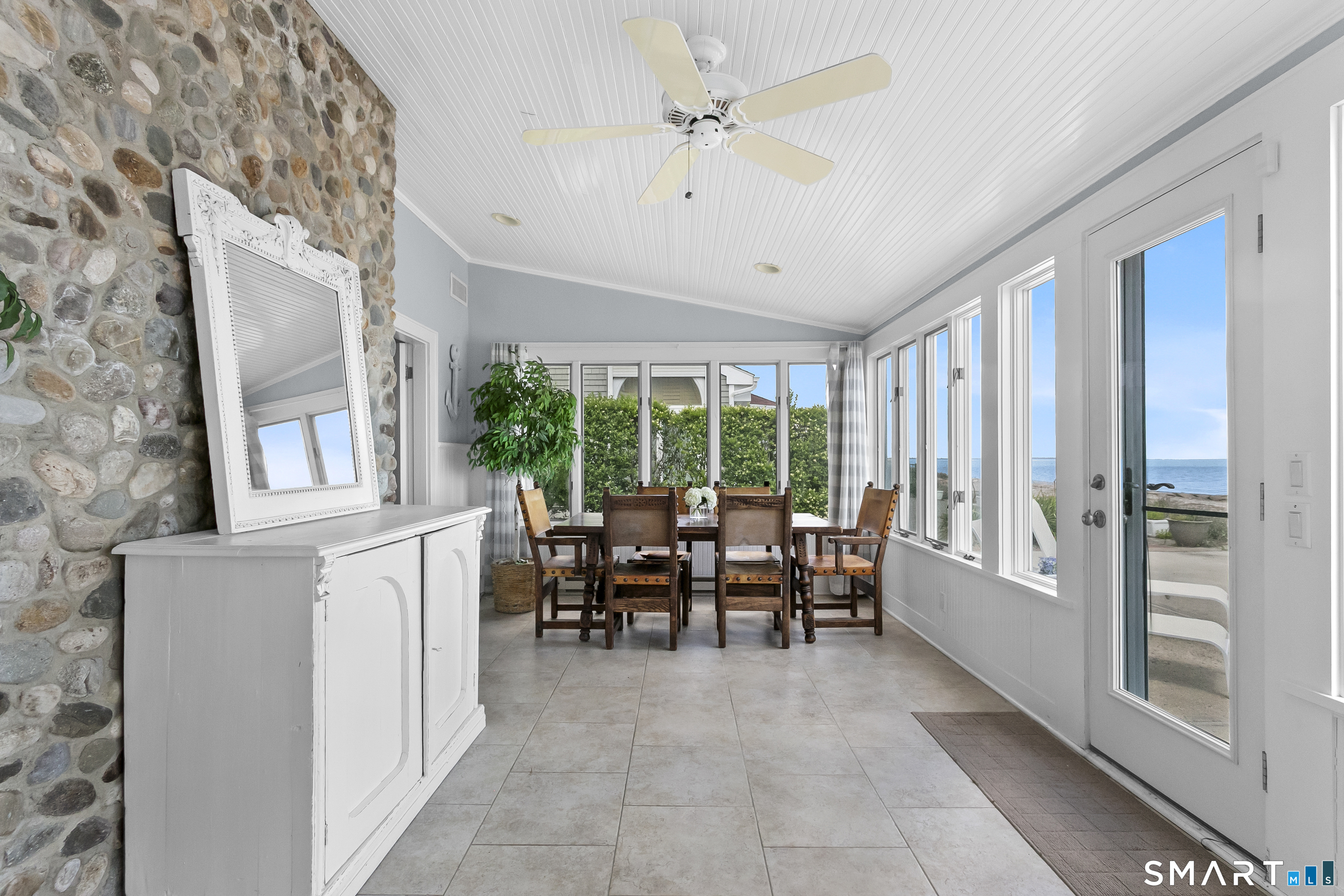 1871 Fairfield Beach Road