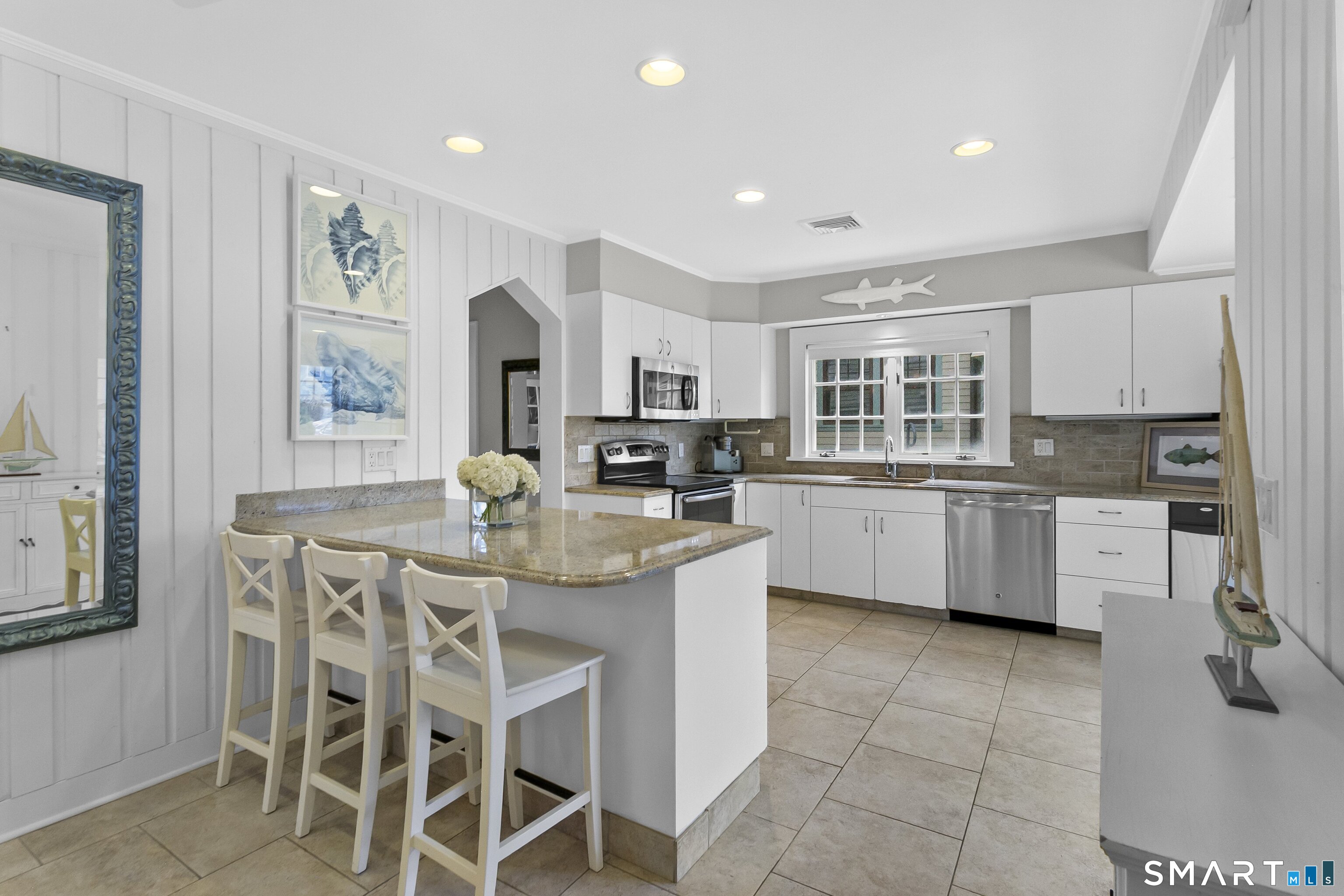 1871 Fairfield Beach Road