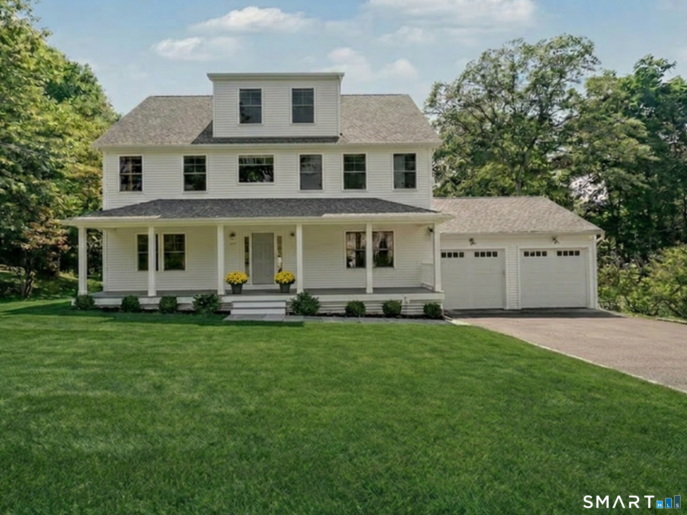 469 Woodridge Avenue