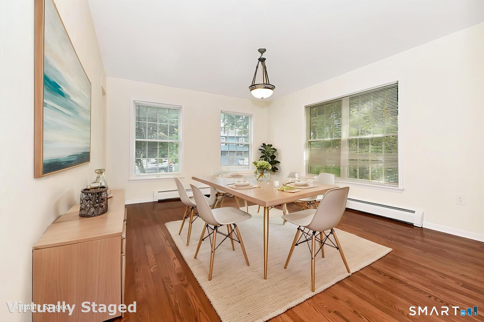 5 Moody Avenue